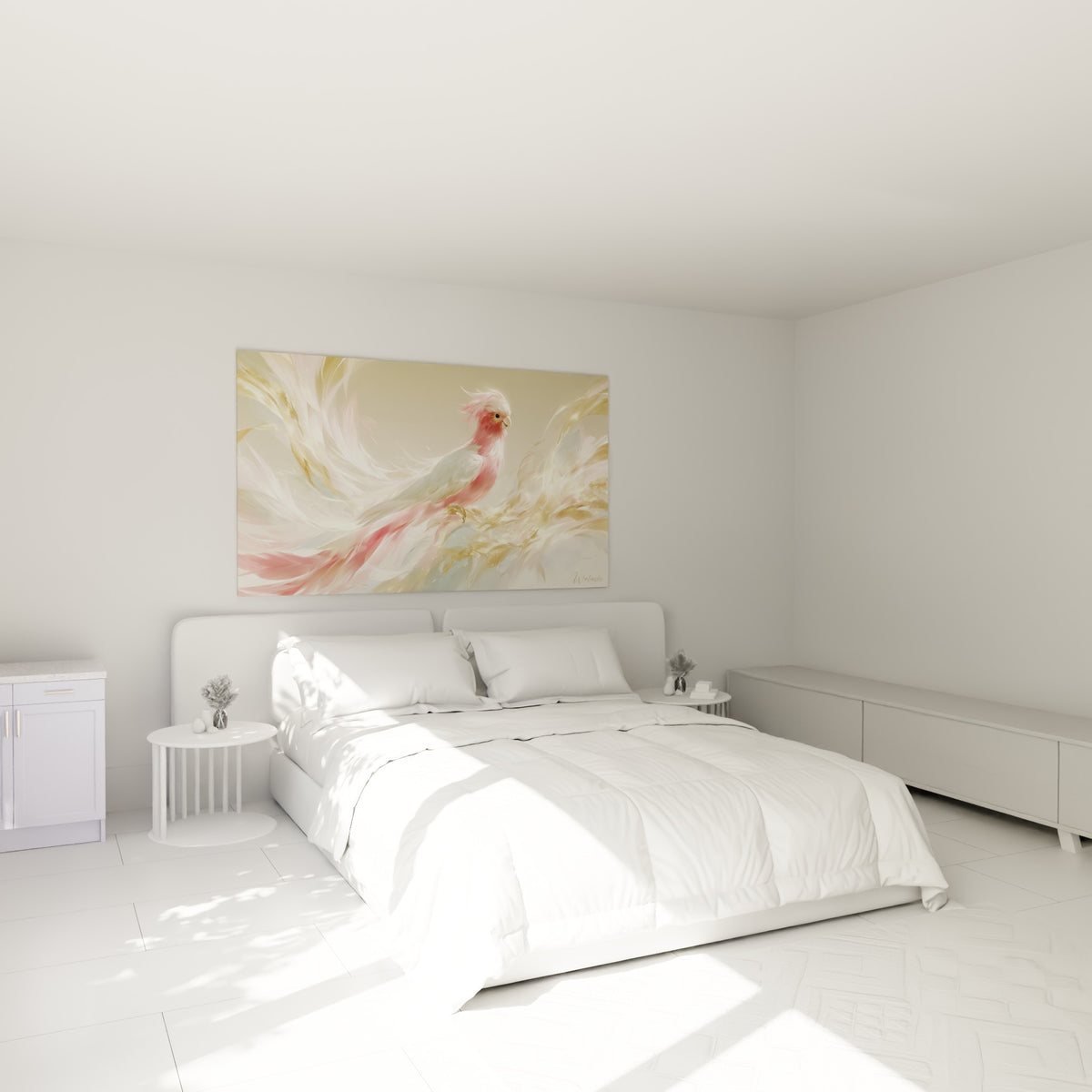Oiseau rose pâle et or aux plumes déployées, accroché au-dessus d'un lit dans une chambre claire