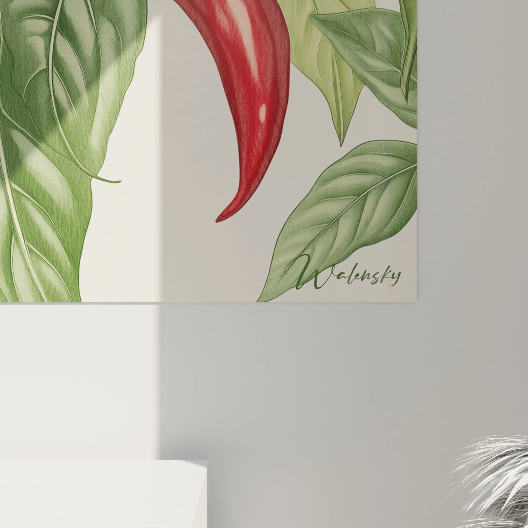 Un tableau Piment nature montrant des piments rouges suspendus à des tiges vertes, avec un effet de texture lisse sur les fruits et des feuilles finement détaillées sur un arrière-plan beige uniforme.