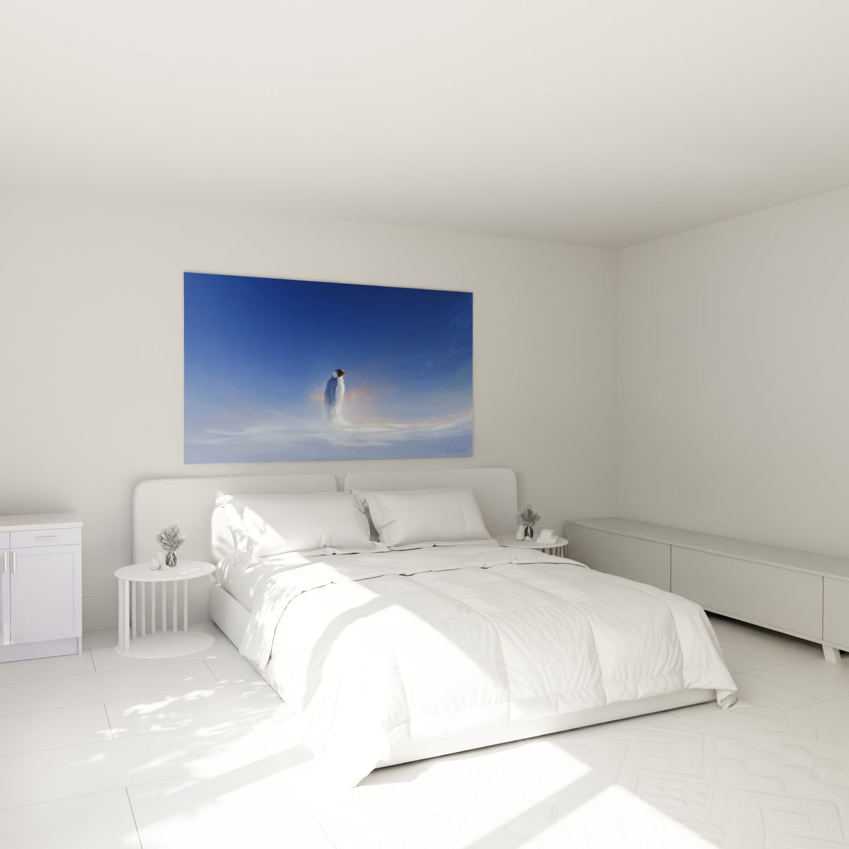 Silhouette de pingouin blanc et bleu marine peinte au-dessus d'un lit dans une chambre claire