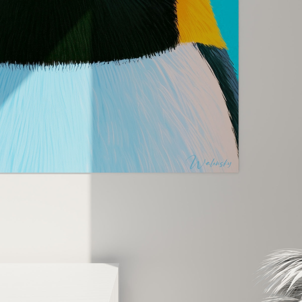 Détail du bec orange vif et des plumes noires striées du pingouin, texture picturale fine
