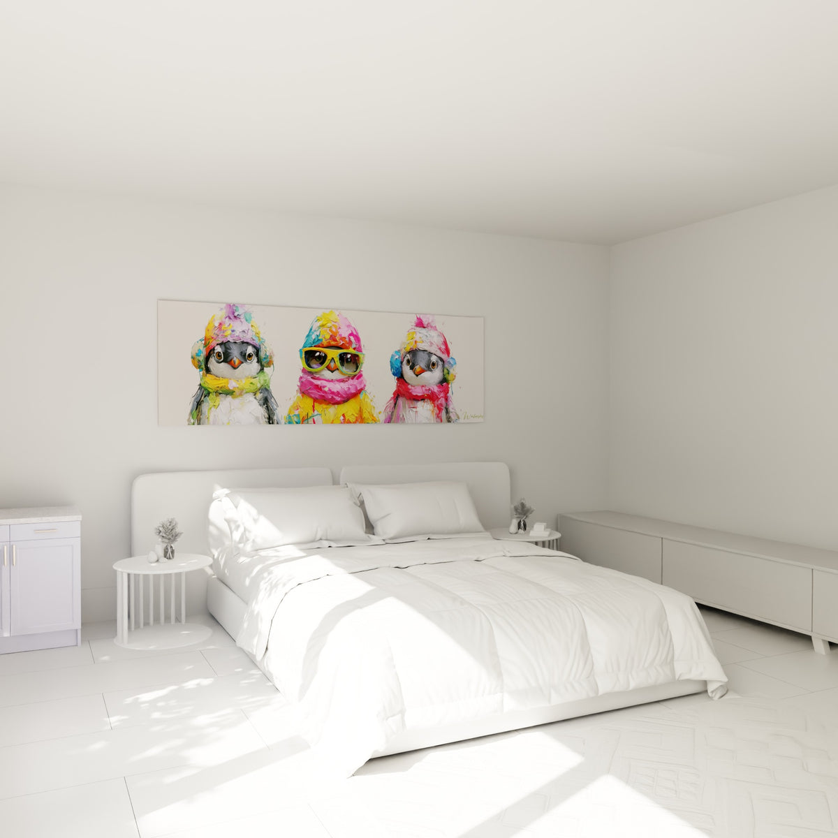 Pingouins colorés en bonnets et écharpes roses, au-dessus d'un lit dans une chambre claire