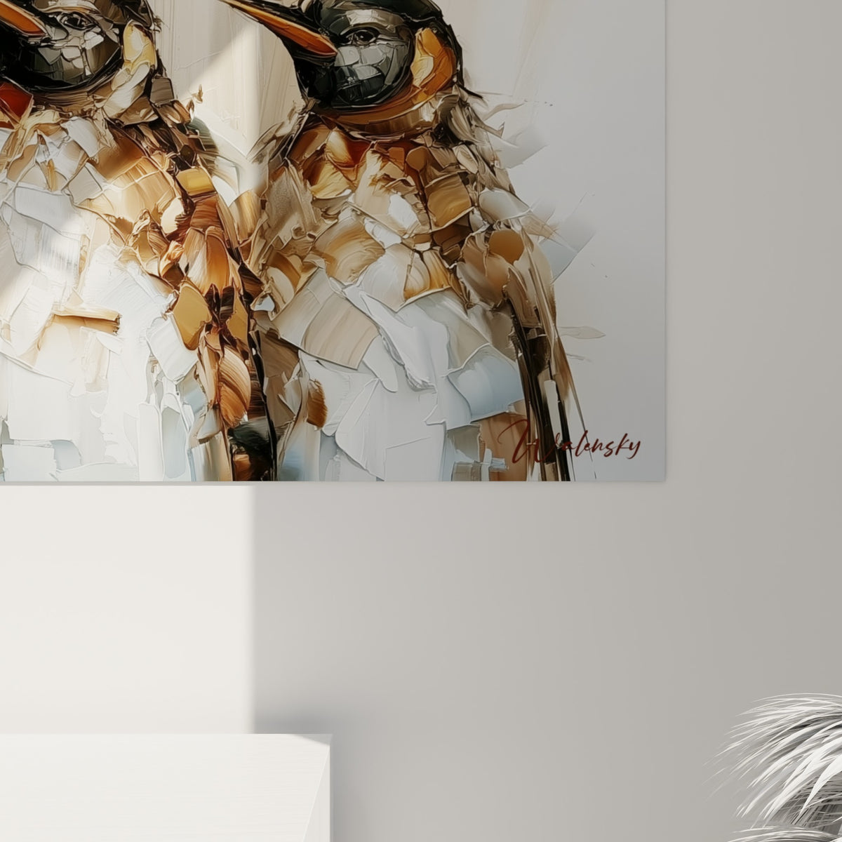 Empâtements de peinture ocre et anthracite formant le plumage strié d'un pingouin en gros plan