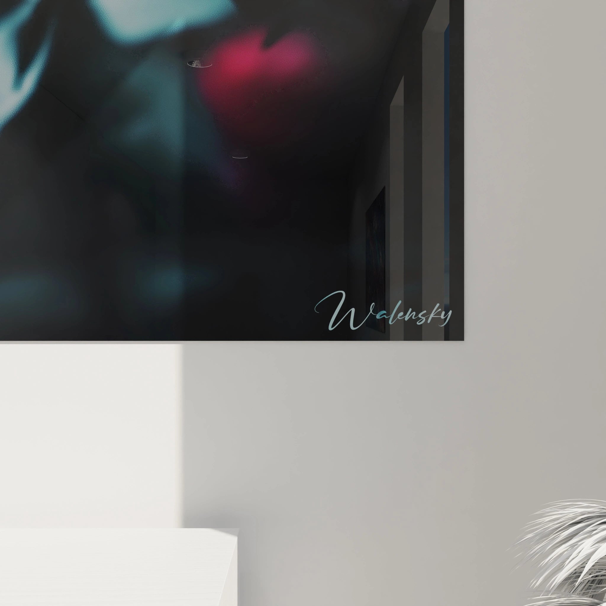 Un tableau pivoine nature affichant une fleur détaillée aux pétales texturés, dans un camaïeu de rose et noir, avec une mise au point sur la structure florale et un arriÚre-plan diffus.