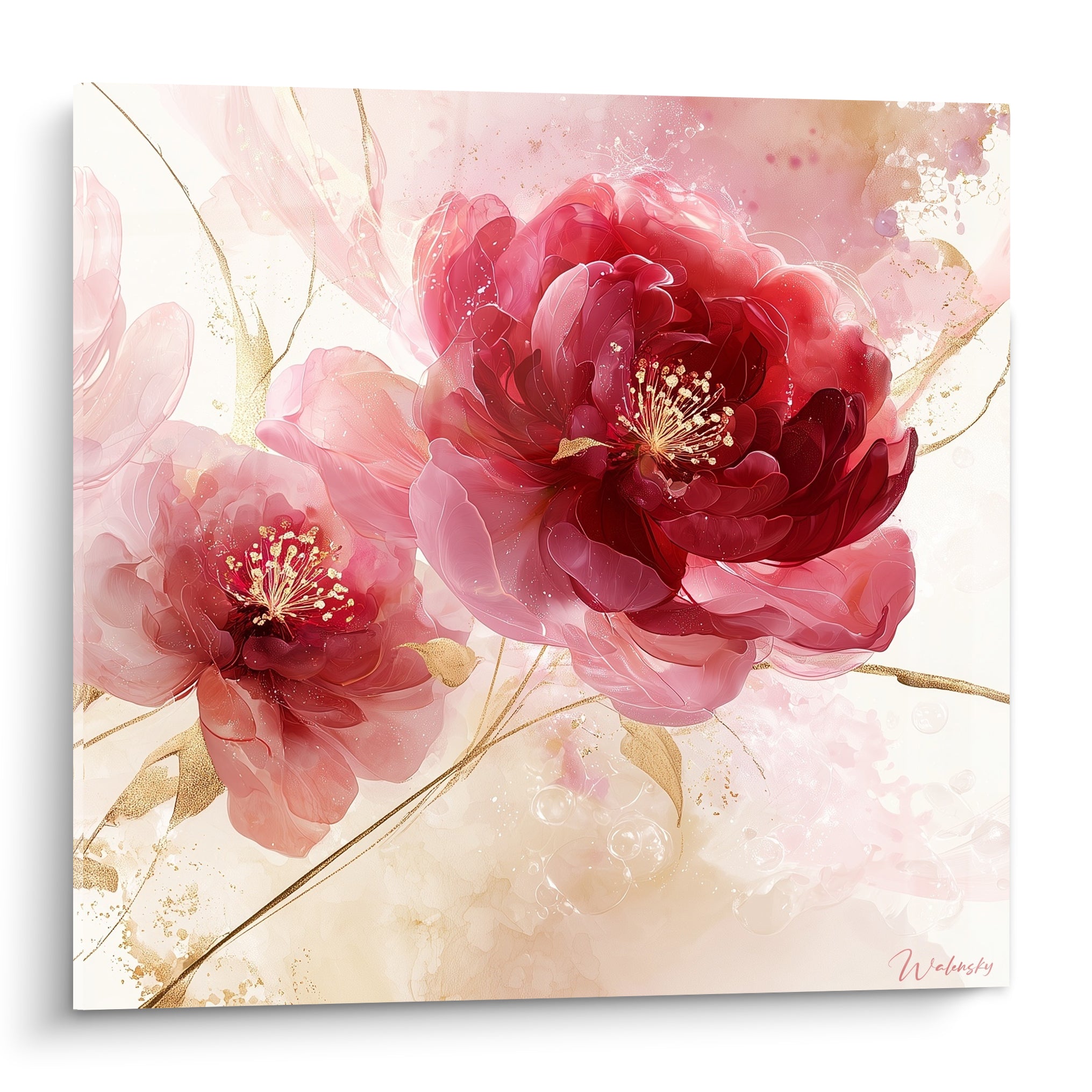 Pivoines rouge et rose aux pétales veloutés sur fond ivoire orné de tiges dorées