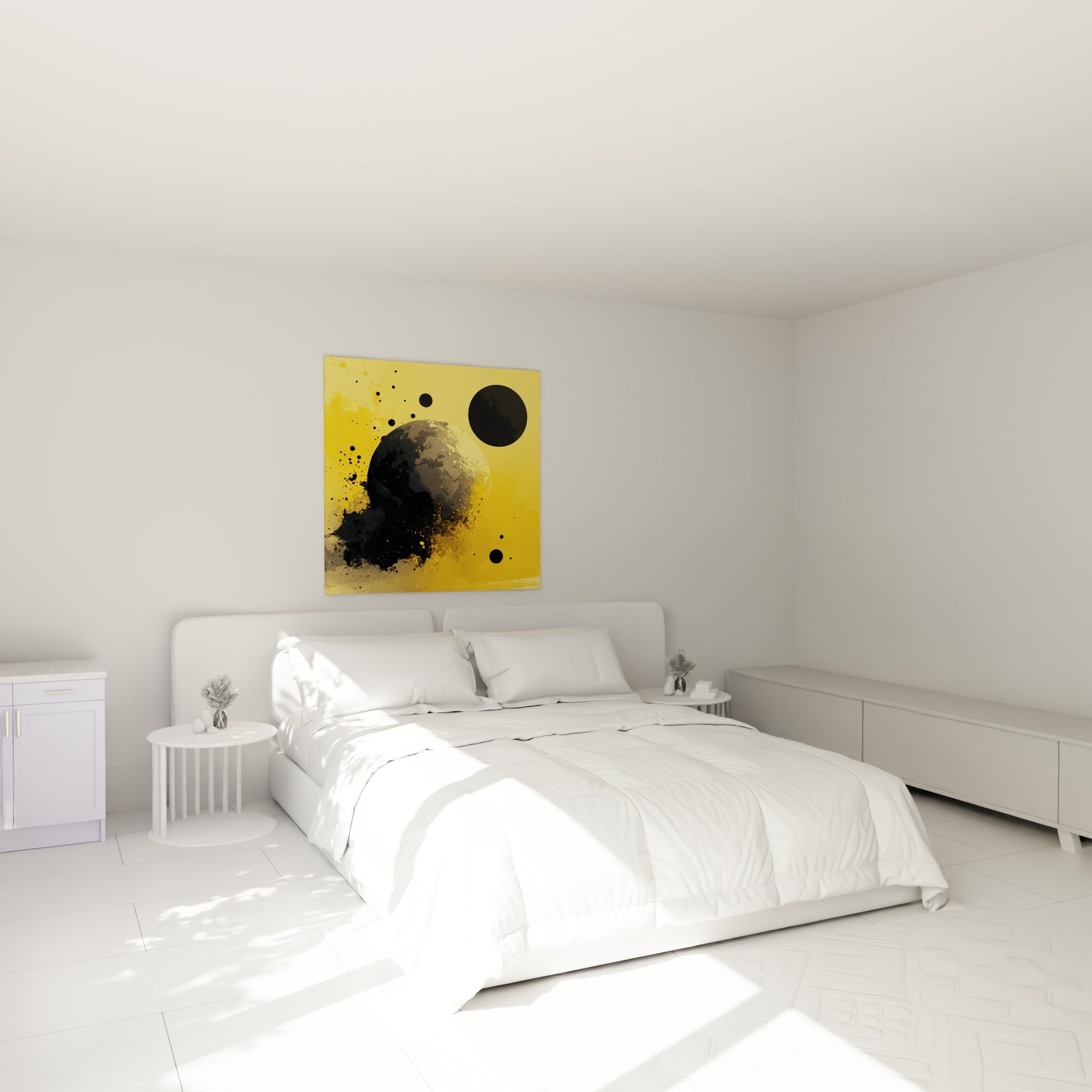 Planète noire texturée sur fond ocre, éclaboussures dynamiques, au-dessus d'un lit dans une chambre claire