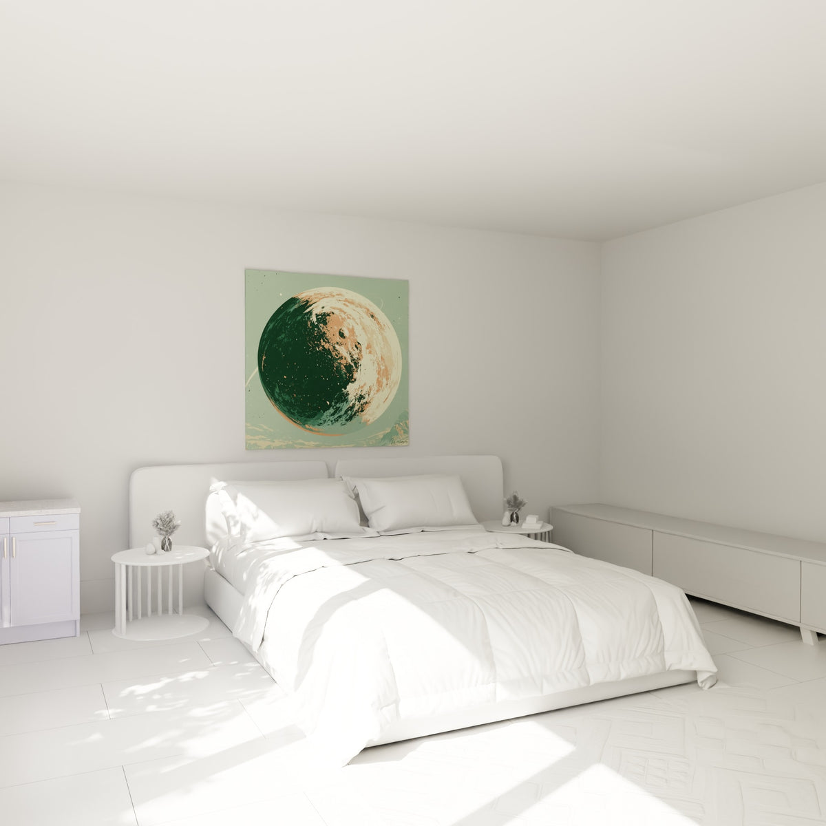 Astre crème et vert profond aux textures minérales, accroché au-dessus d'un lit dans une chambre claire