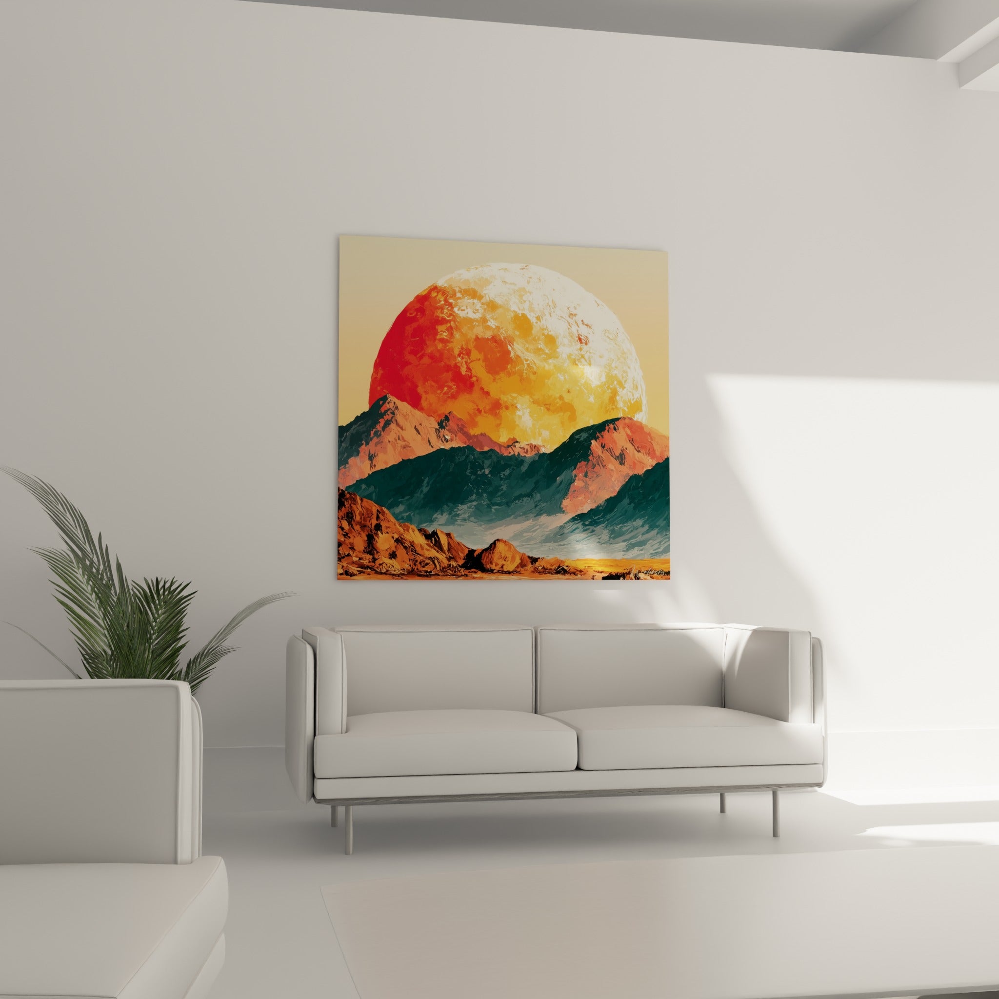 Sphère lunaire blanche et terracotta dominant des reliefs bleu pétrole, au-dessus d'un canapé dans un salon lumineux.