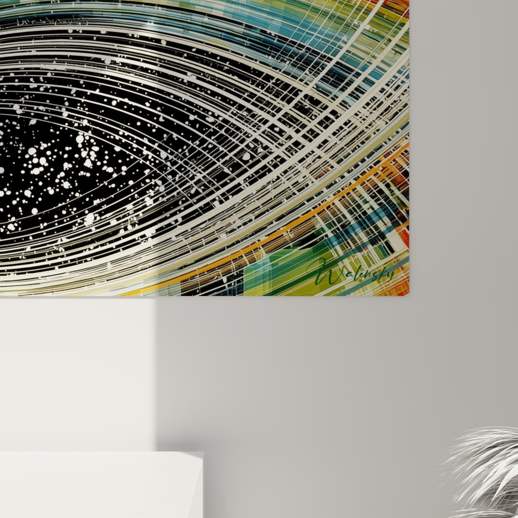 Détail des bandes concentriques bleu marine et ocre se fondant dans un vortex étoilé noir et blanc sur la toile Planète