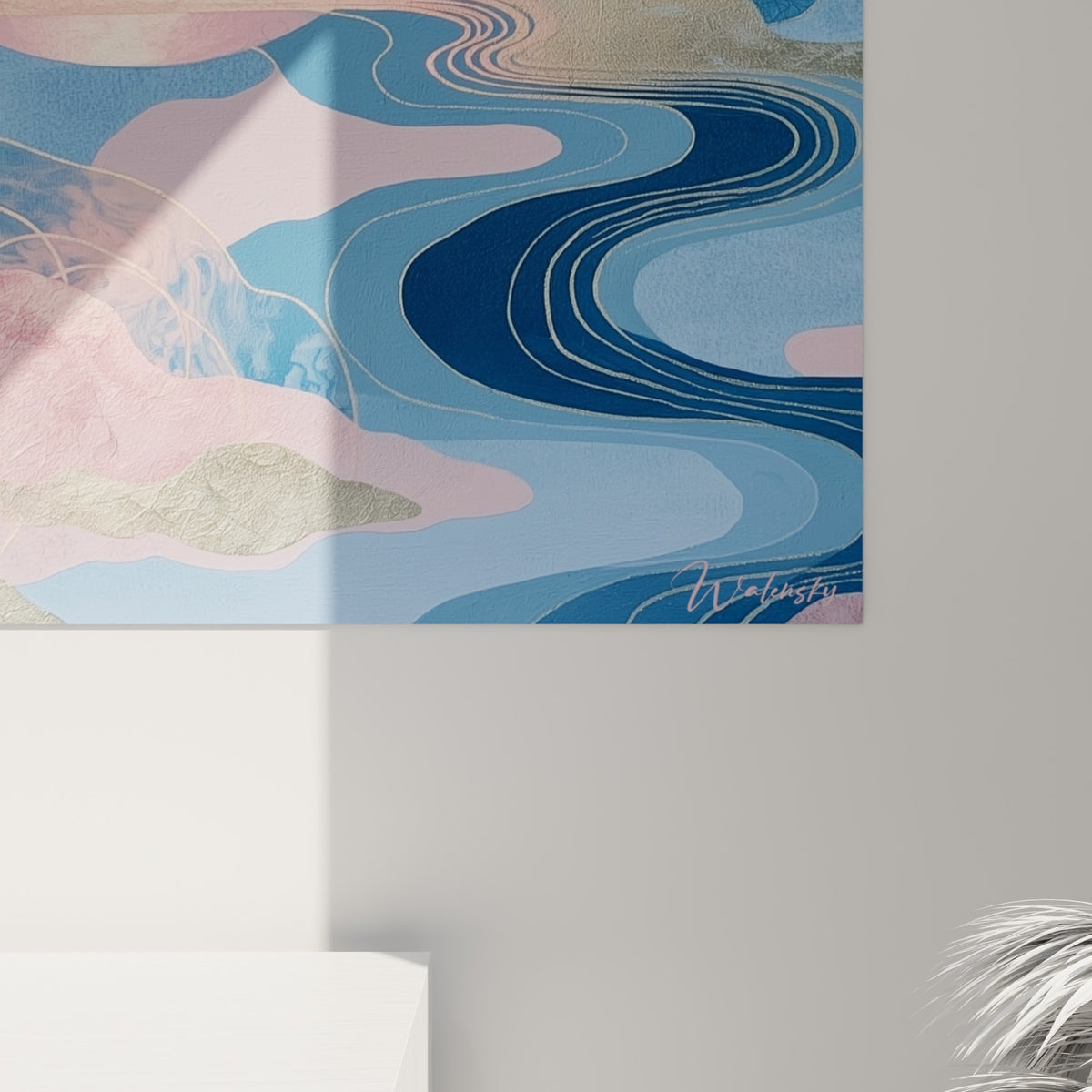 Grain marbré visible en gros plan révélant les mélanges de bleu marine, rose poudré et doré de la sphère