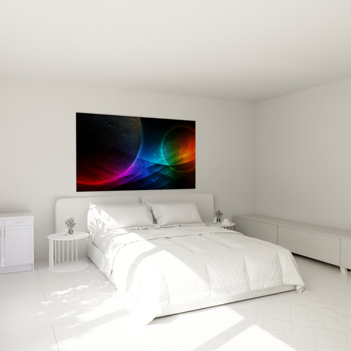 Sphères Planète ocre et turquoise accrochées au-dessus d'un lit dans une chambre claire