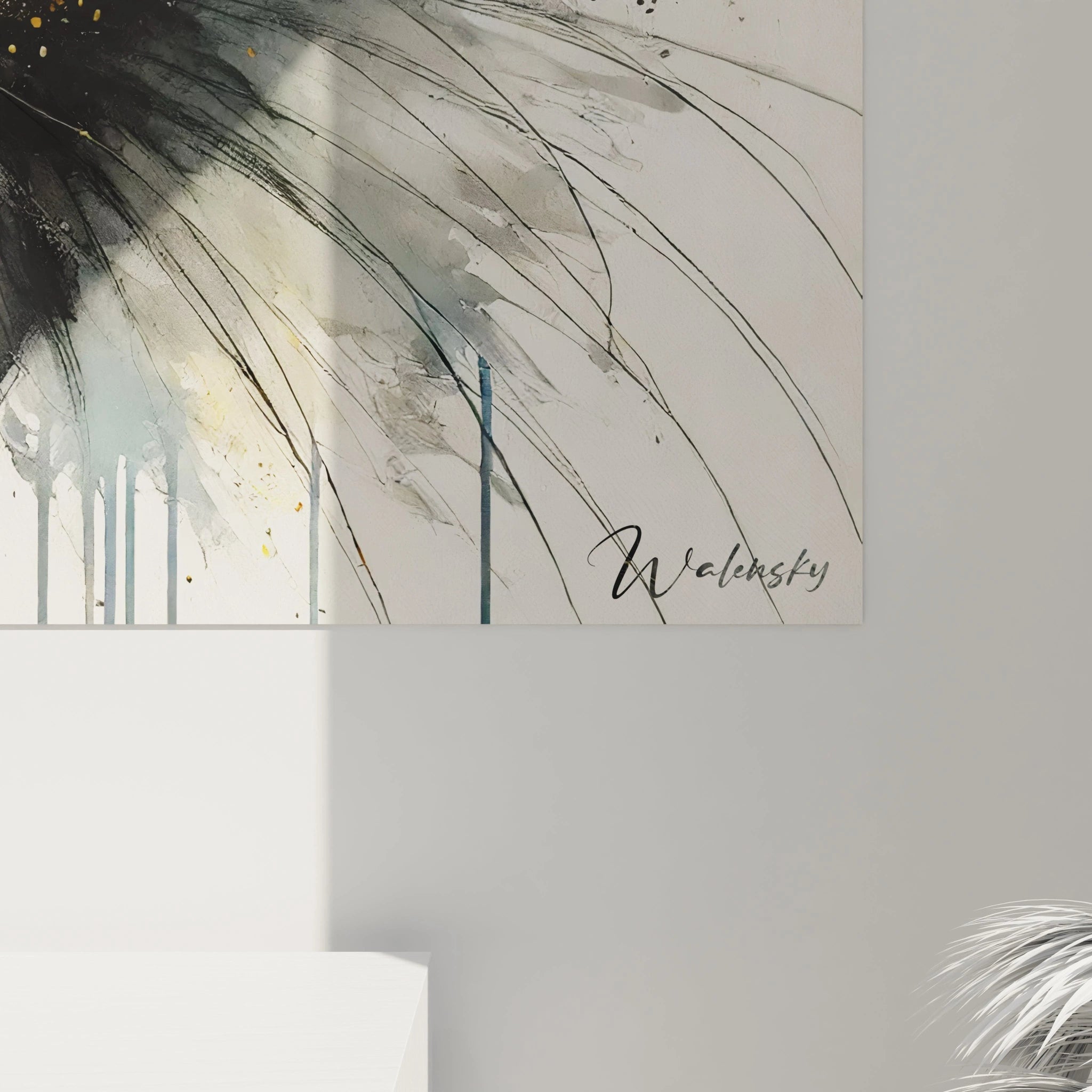 Un tableau danseuse abstrait avec une silhouette en mouvement, des éclats jaunes et noirs, et des lignes fluides créant une dynamique visuelle sur fond neutre.