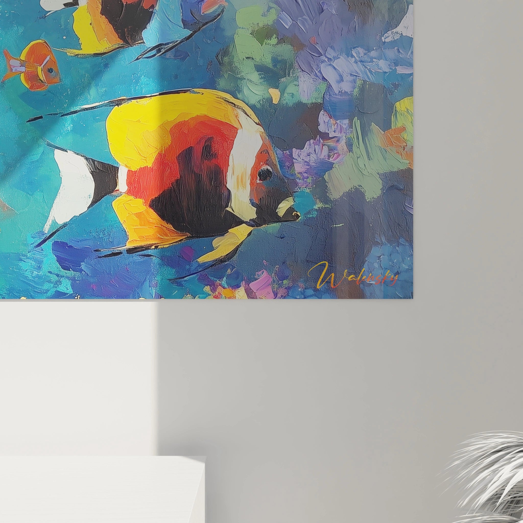 Tableau poisson ange coloré Walensky avec fond bleu et détails vibrants pour décoration murale