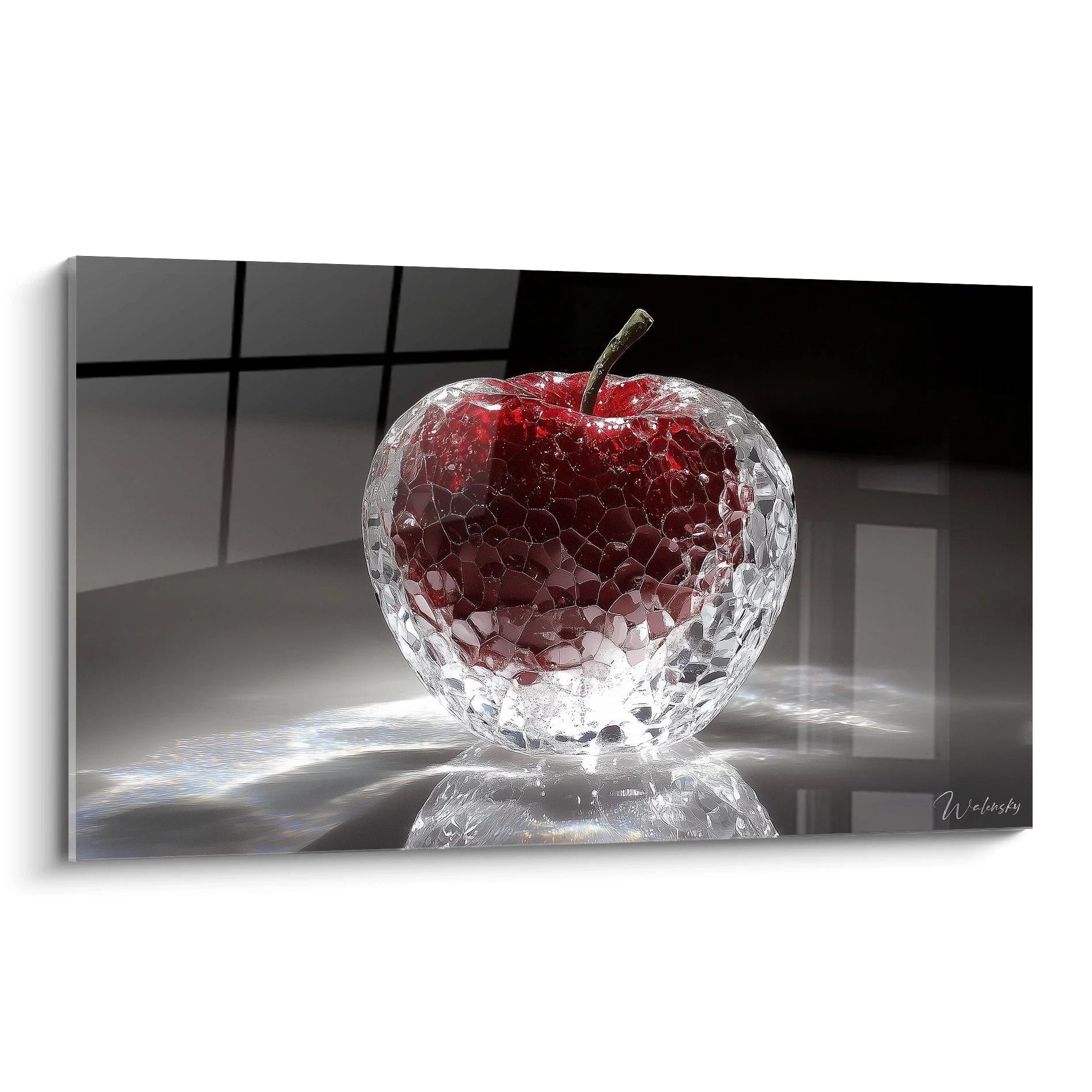 Un tableau pomme représentant une pomme partiellement transparente, avec une texture cristalline et une chair rouge vif, sur fond sombre. Les reflets lumineux accentuent les effets de verre brisé.