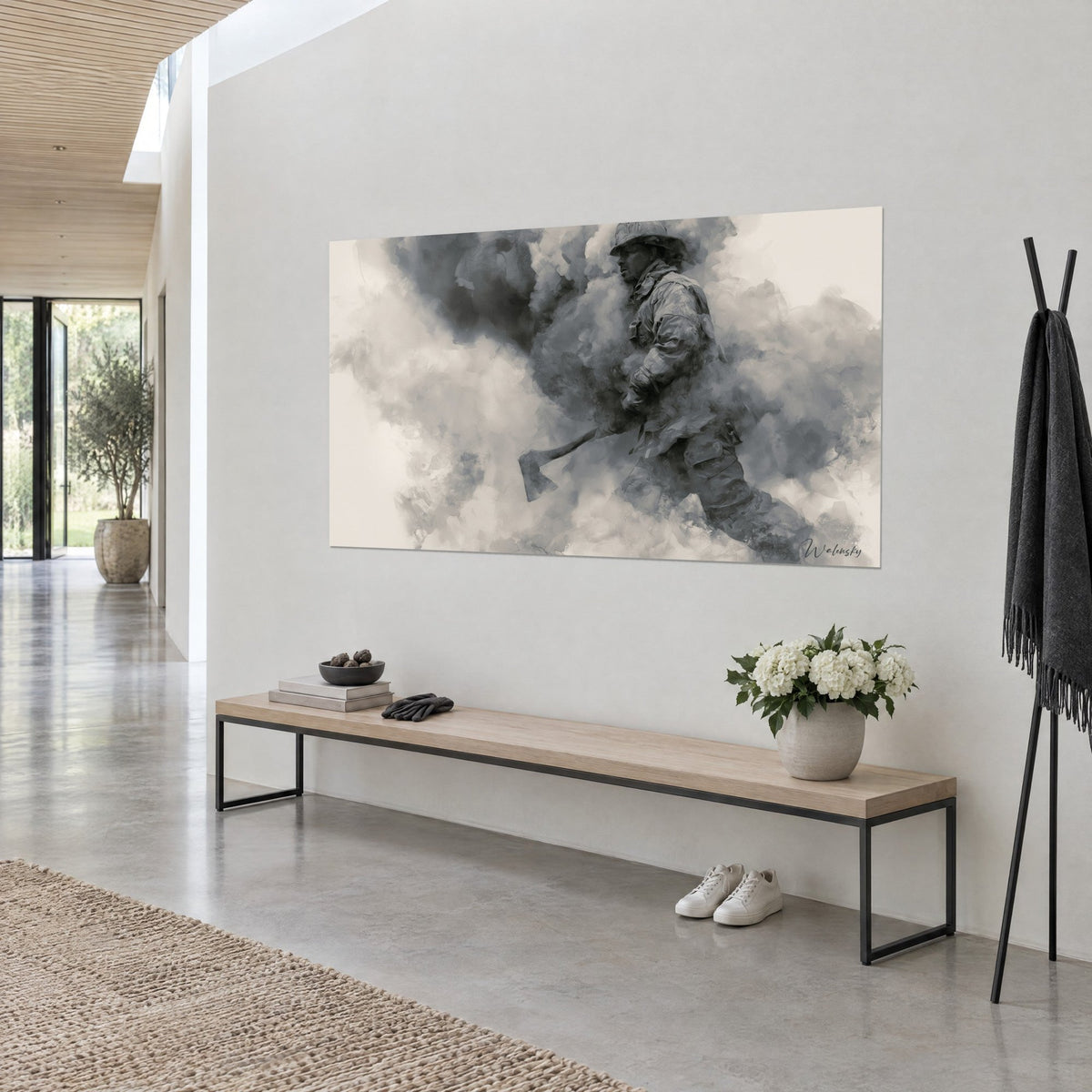 Tableau sapeur casqué traversant un nuage gris charbon et crème, vu de trois quarts, banc en bois et fleurs blanches en dessous
