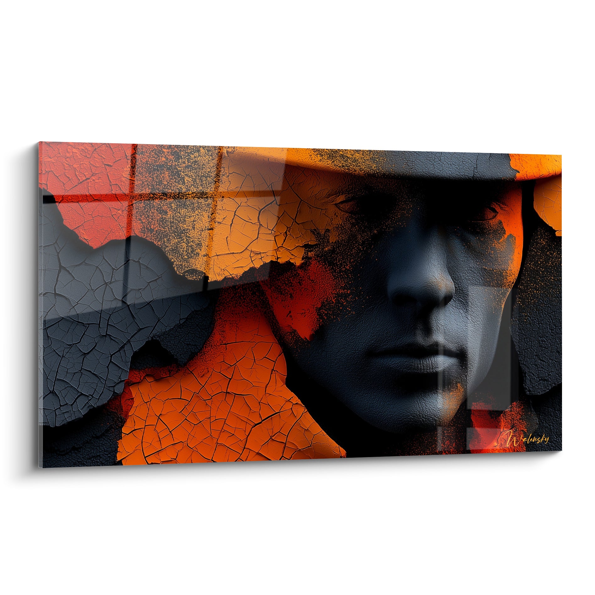 Visage anthracite d'un pompier sous casque orange craquelé, texture brûlée intense