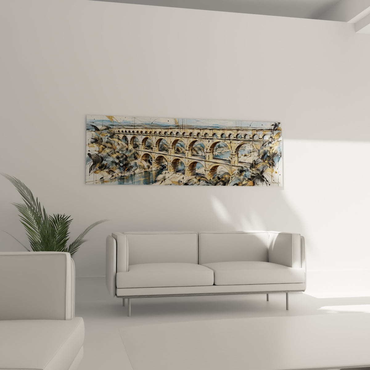 Arches antiques peintes en bleu pastel et doré, installées au-dessus d'un canapé dans un salon lumineux