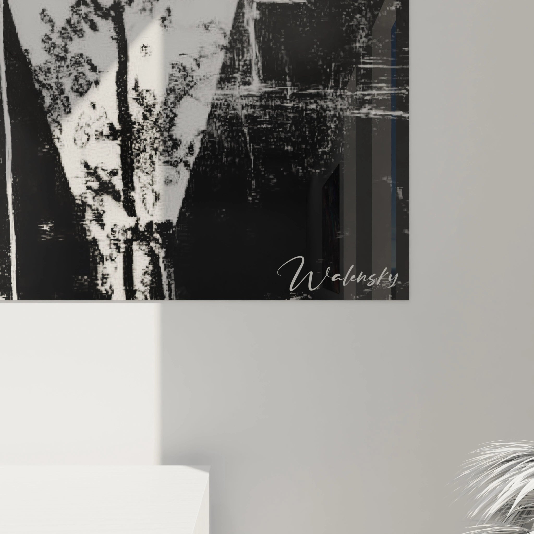 Tableau portrait artistique noir et blanc de Walensky affiché sur un mur moderne