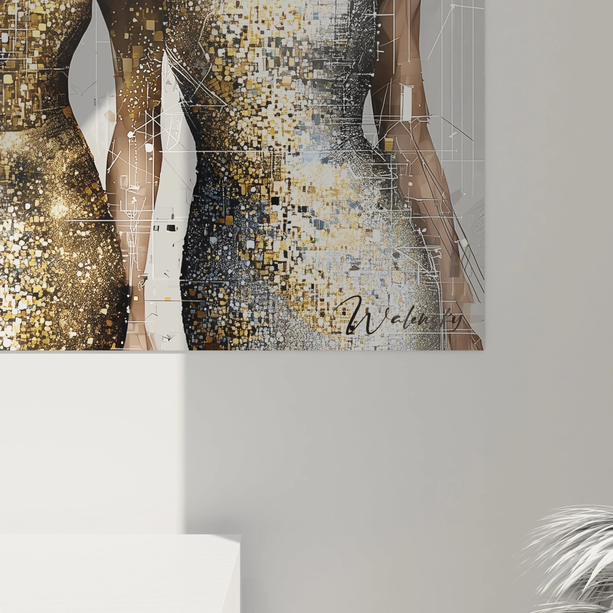 Tableau mural Walensky représentant des portraits féminins haute couture avec des motifs géométriques dorés