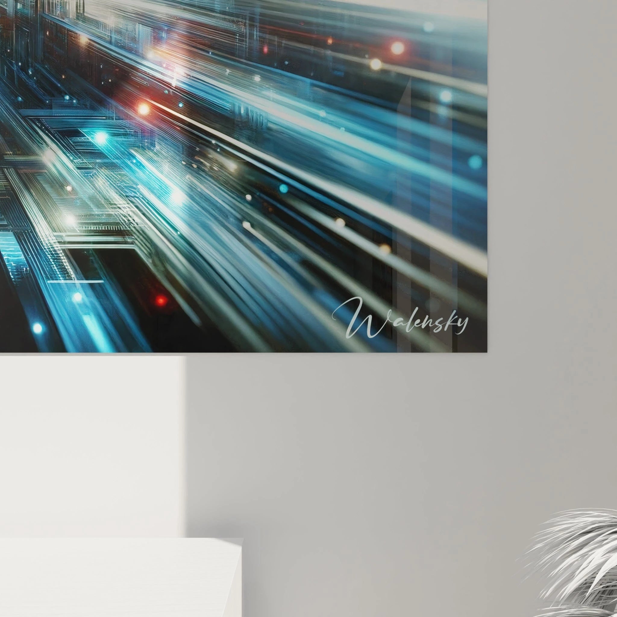 Tableau abstrait présentant une vision stylisée d'une mégapole nocturne. Gamme colorée alliant bleu intense, rouge vif et blanc lumineux avec points colorés dispersés. Texture linéaire avec traînées horizontales et verticales évoquant circulation et architecture. Motif en perspective avec lignes de fuite centrales et structures quadrillées suggérant un déplacement à grande vitesse dans un environnement urbain technologique.