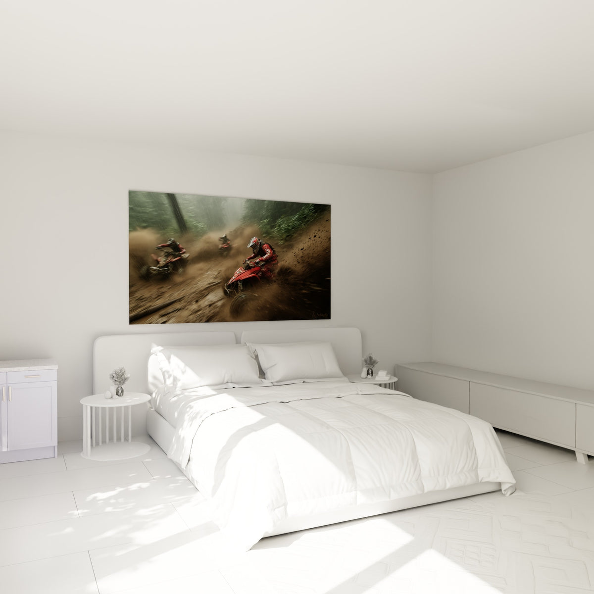Course de quad rouge éclaboussant la boue terracotta, accrochée au-dessus d'un lit dans une chambre claire
