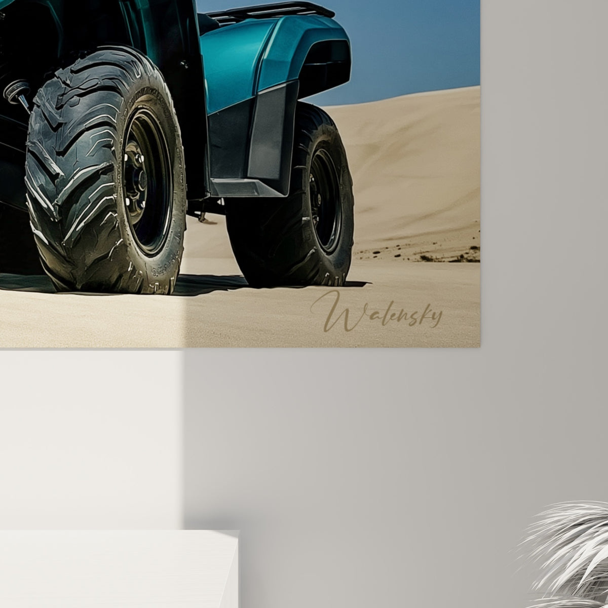 Détail rapproché du quad turquoise métallisé, grain de l'impression et reflets bleu marine visibles