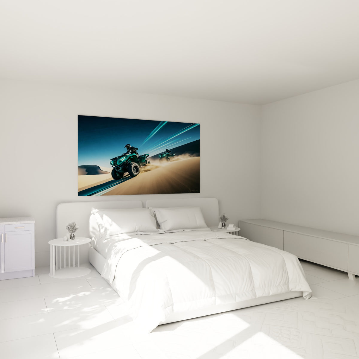 Pilotes de quads turquoise traversant le sable ocre au-dessus d'un lit dans une chambre claire