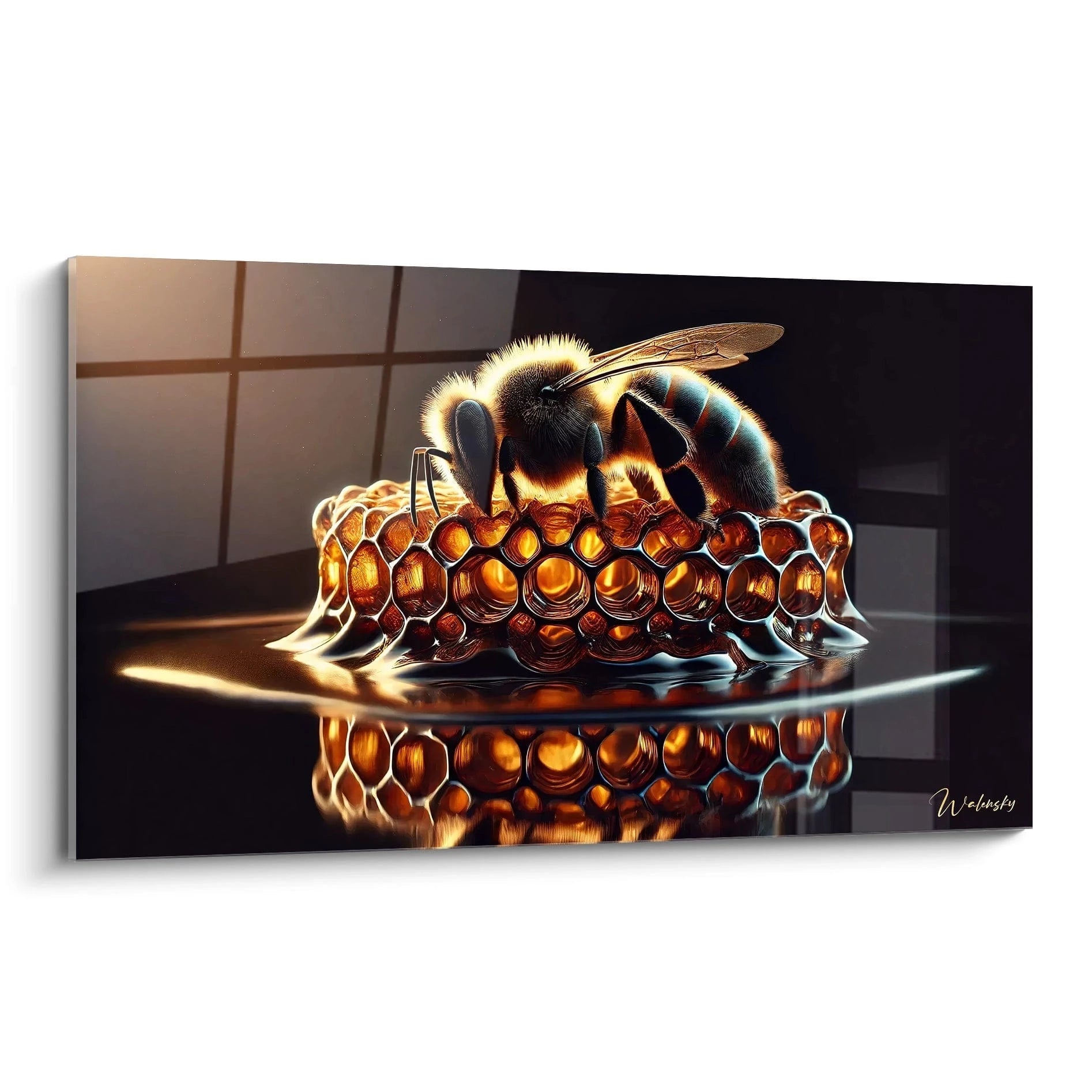 tableau abeille vu de biais capte la perfection silencieuse des abeilles en pleine action. Les reflets dorés et la structure alvéolaire apportent une touche contemporaine et lumineuse a cette oeuvre unique