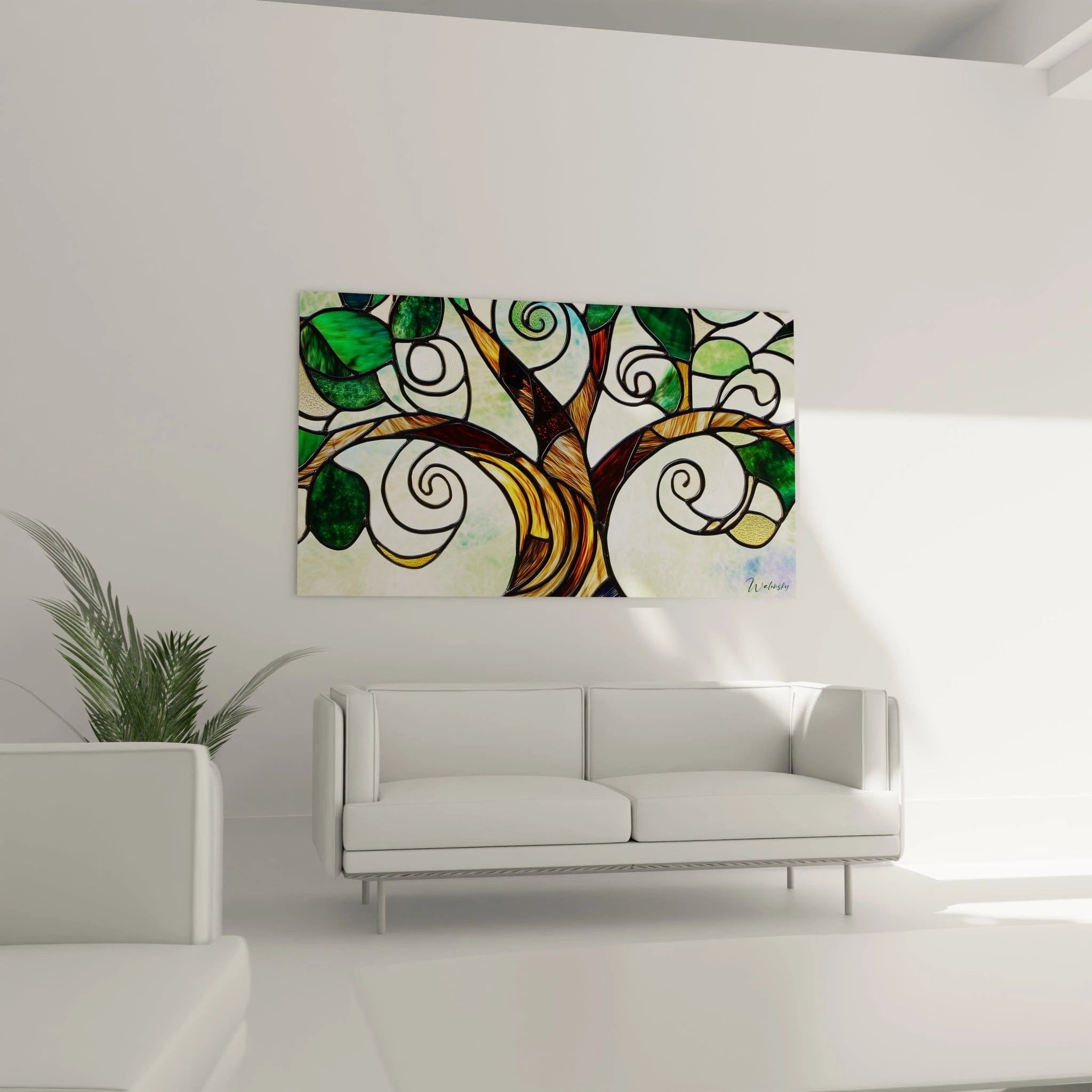 Un tableau vitraux montrant un arbre stylisé aux courbes fluides, combinant feuillages verts translucides et tronc brun doré, avec motifs en spirale et segments délimités par des lignes noires, évoquant l'art du vitrail traditionnel.