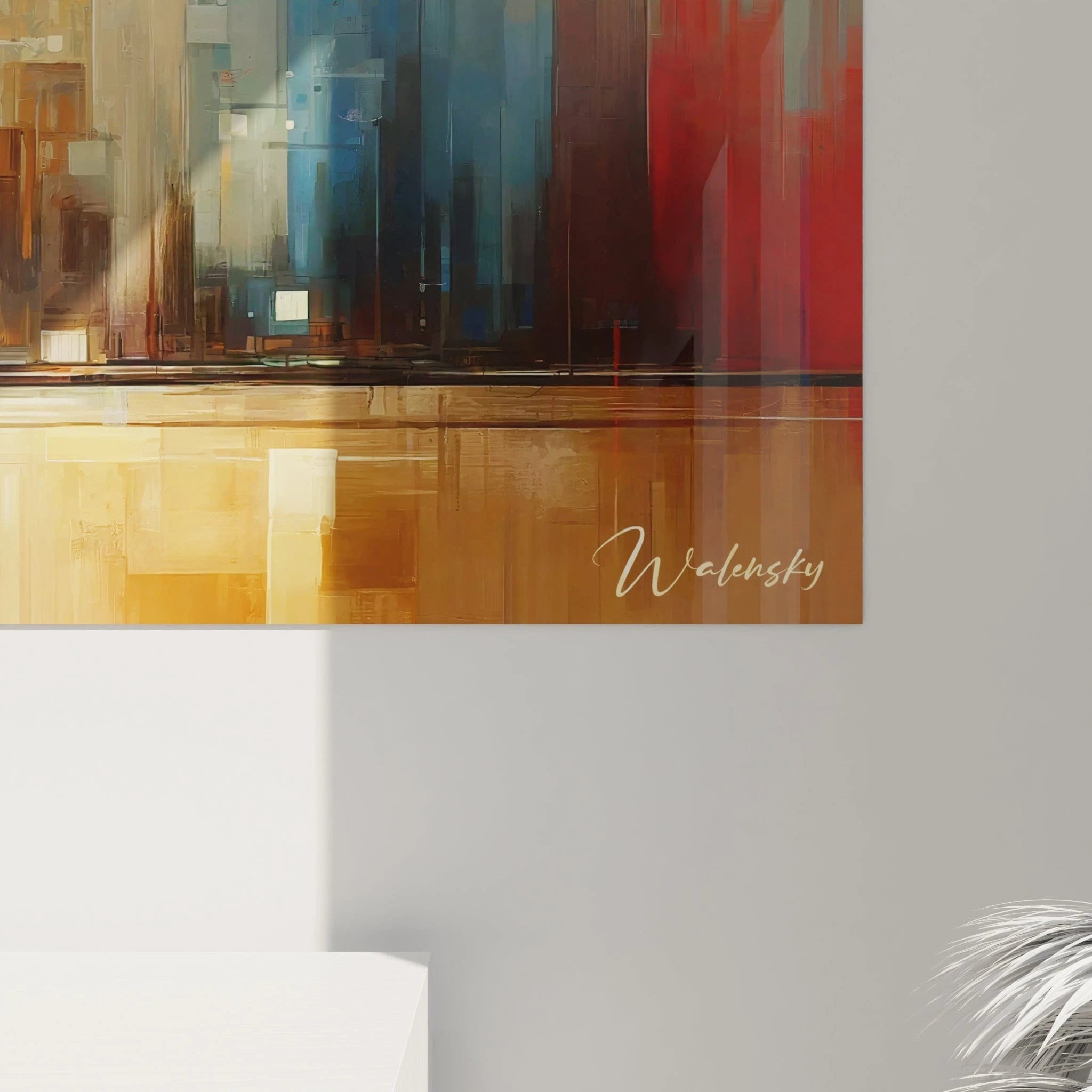 Un tableau abstrait de ville fragmentée aux reflets aquatiques. Utilise une palette de jaune doré, terre de Sienne, bleu-gris et blanc. La texture présente des formes géométriques rectangulaires superposées évoquant des immeubles, avec un dégradé lumineux central et une ligne d'horizon médiane séparant la ville de son reflet, créant une symétrie partielle entre le haut et le bas.