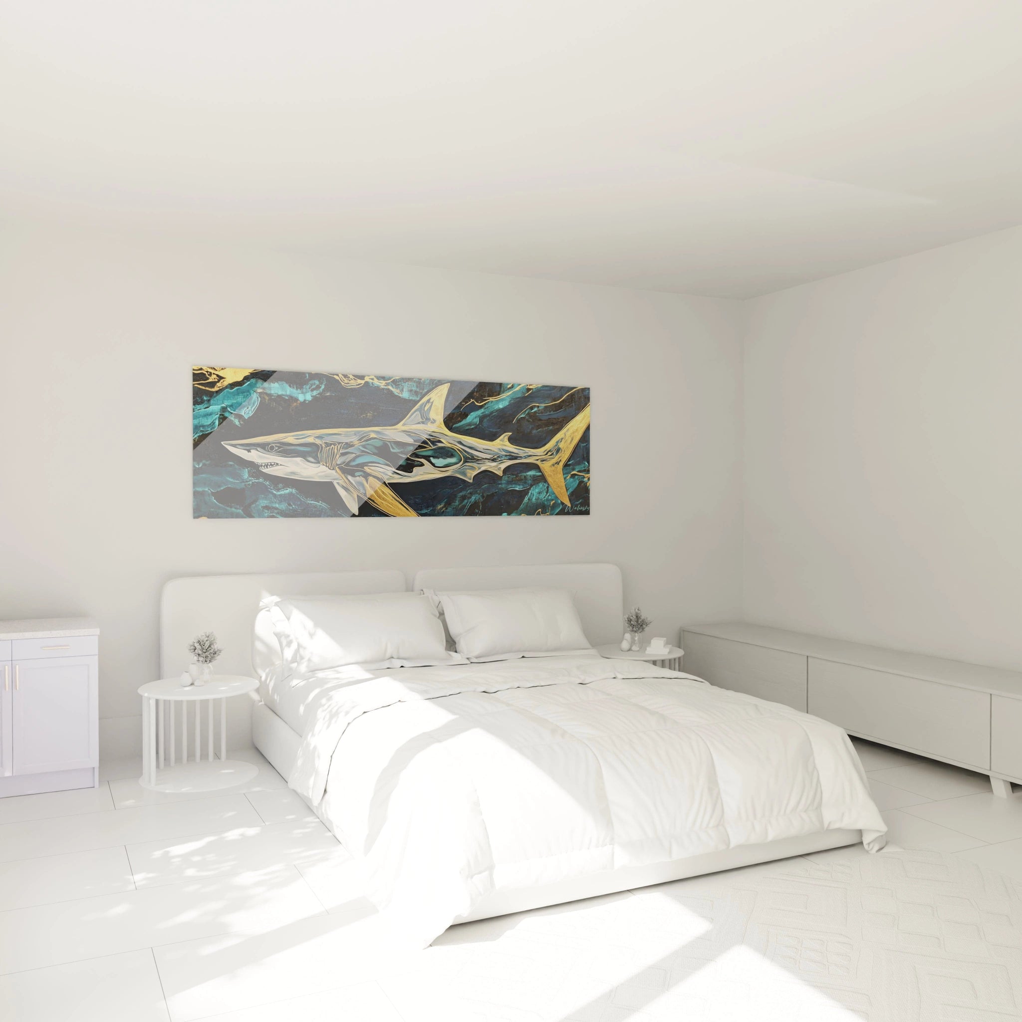 Tableau requin Walensky moderne accroché au-dessus d'un lit blanc dans une chambre minimaliste
