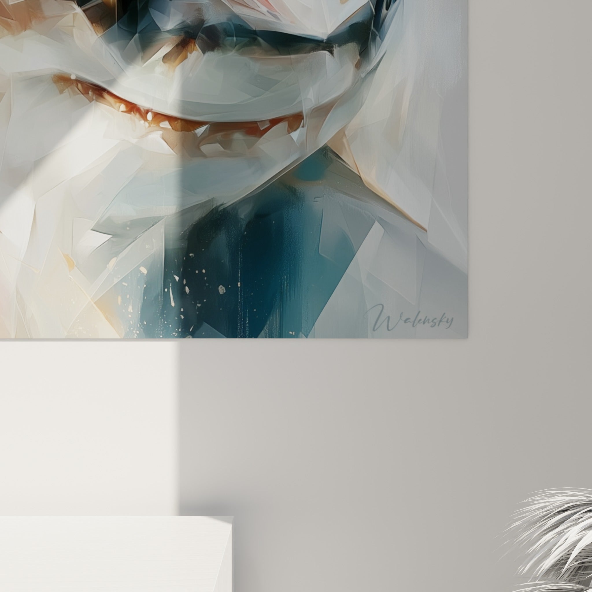 Empâtements blancs et dorés du tableau requin, matière texturée révélant coulures anthracite et éclats rouges