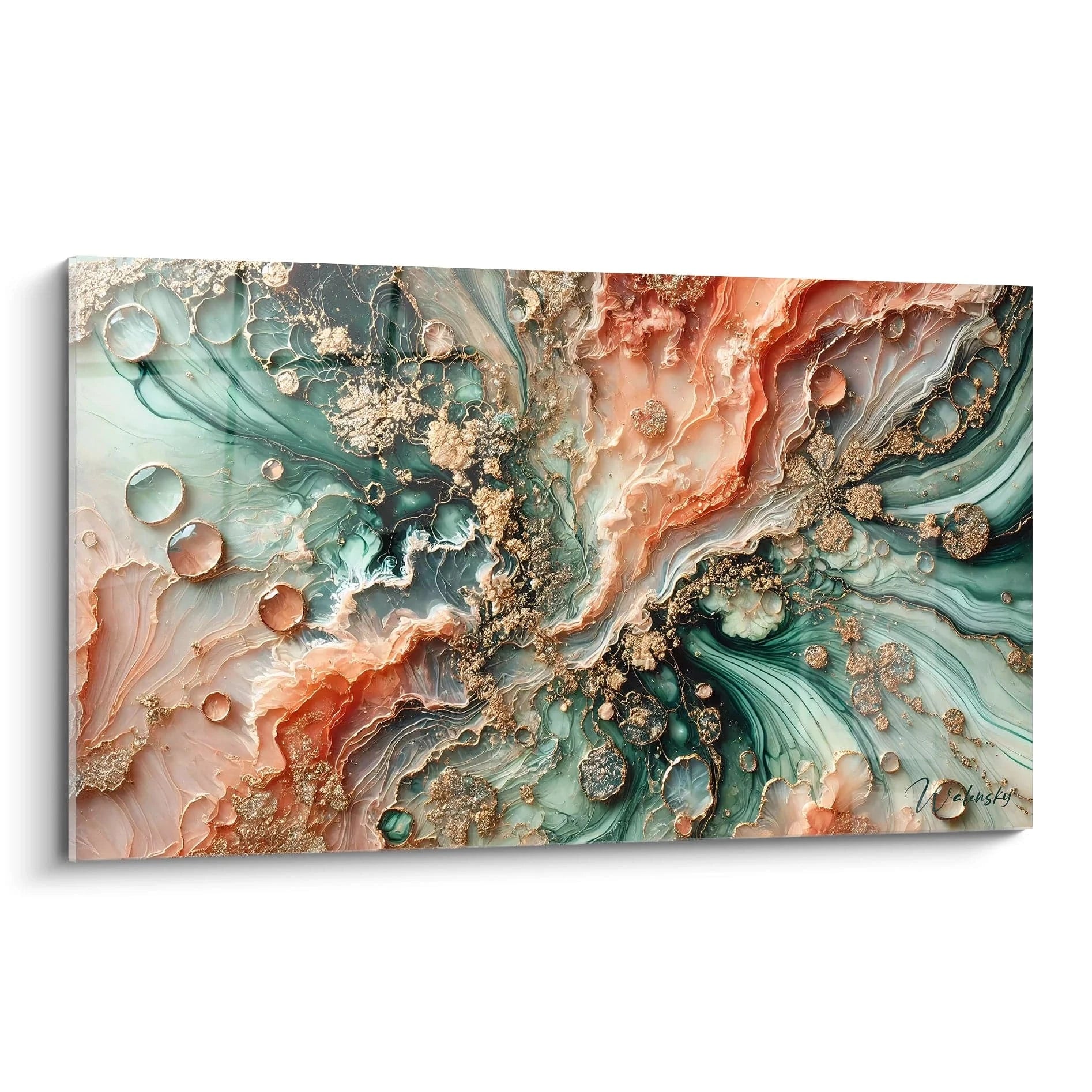 Ce tableau style epoxy présente des courbes organiques et des éclats dorés qui évoquent la rencontre entre l'eau et la terre. Les teintes de vert, orange et or fusionnent pour créer un mouvement fluide.