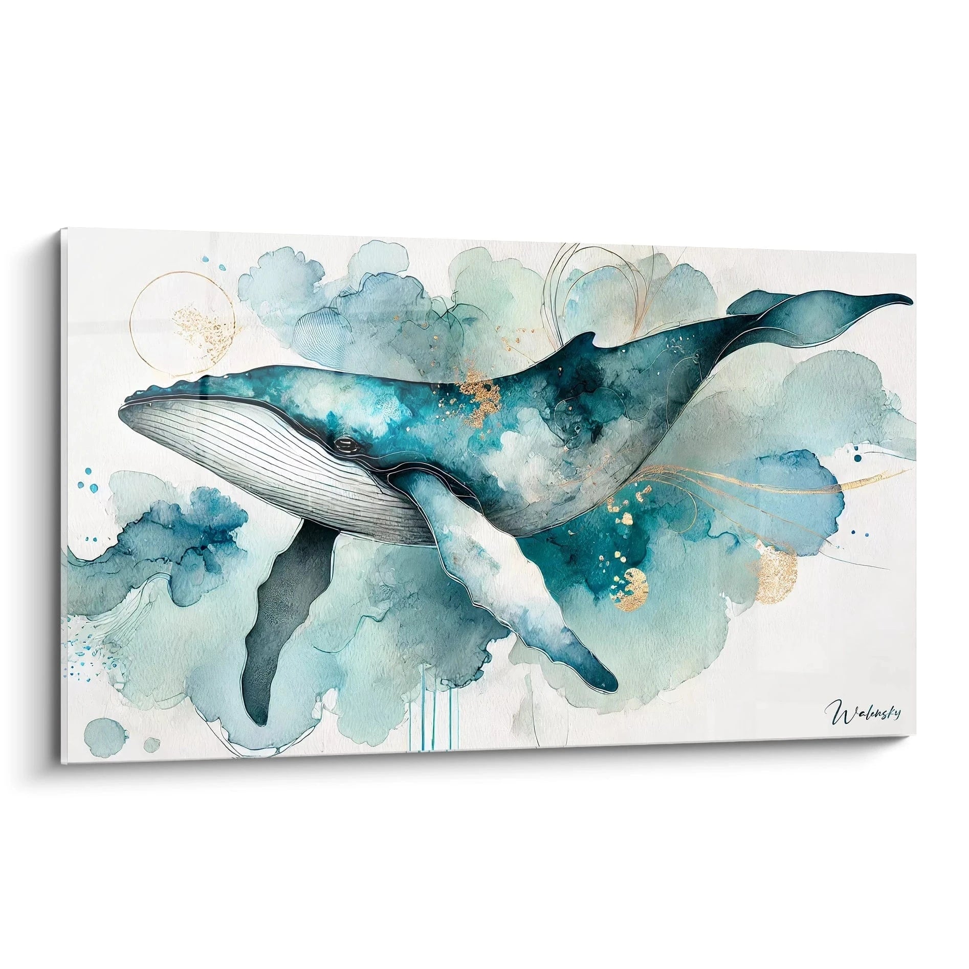 Admirez ce tableau baleine vu de biais, mettant en avant ses teintes bleues et dorées. L'œuvre capture la majesté de cet animal marin avec des vagues abstraites et une atmosphère sereine.