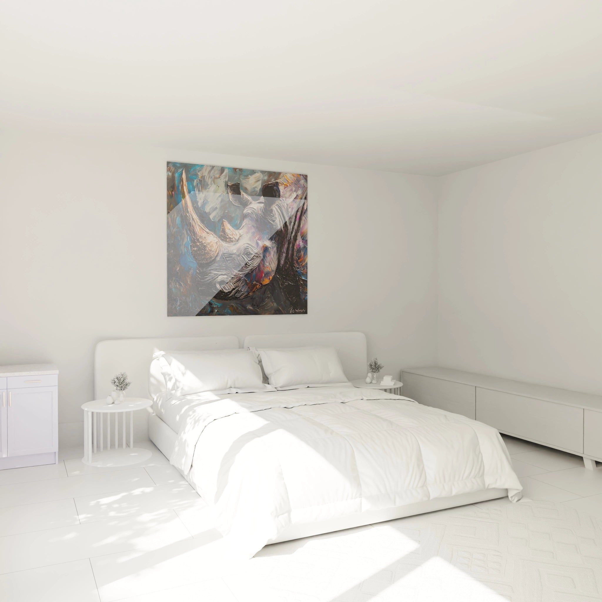 Tableau rhinocéros Walensky accroché au mur dans une chambre moderne lumineuse avec lit blanc