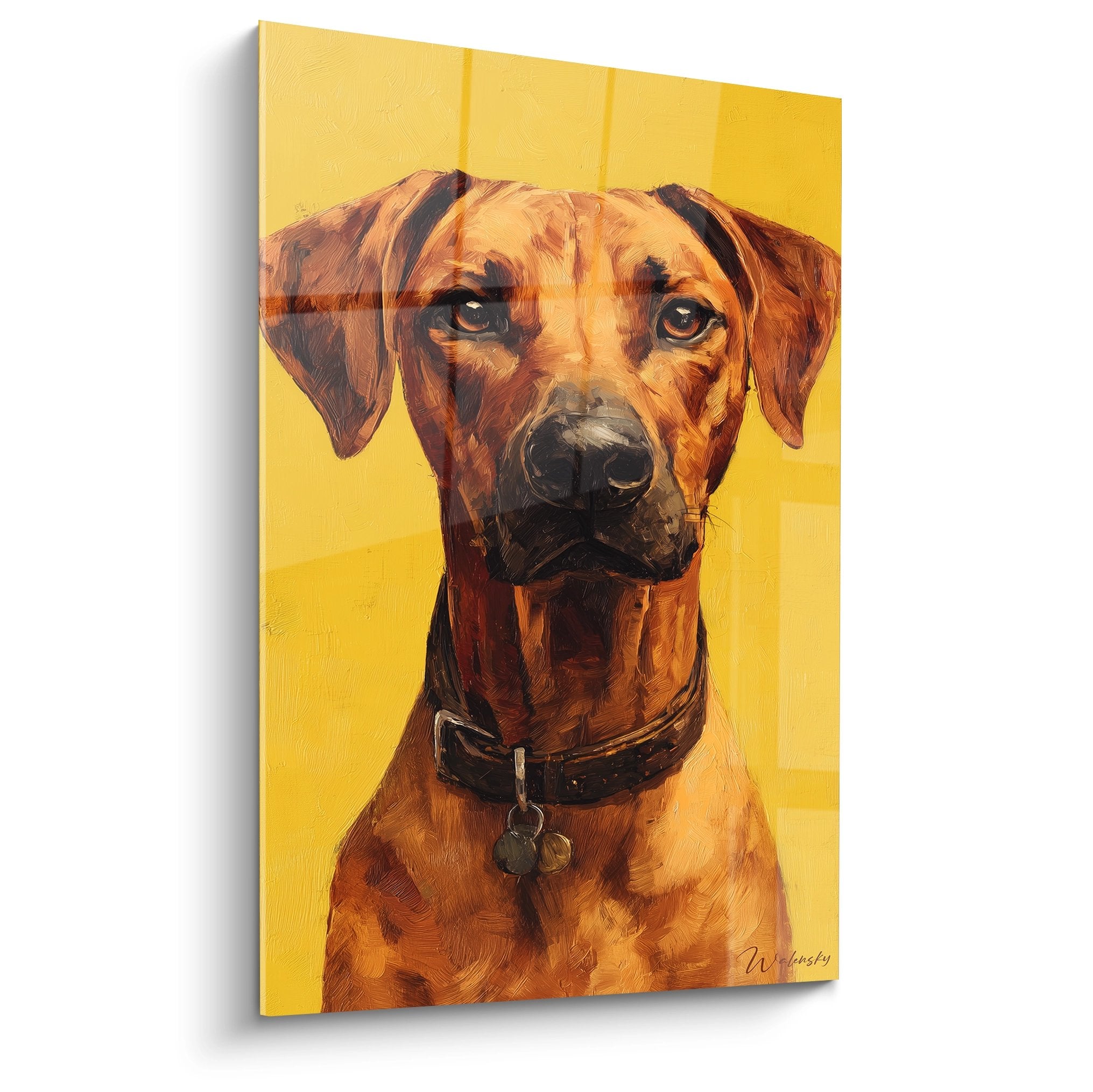 Portrait expressif de Rhodesian Ridgeback roux au collier noir sur fond jaune vif, peinture animalière moderne