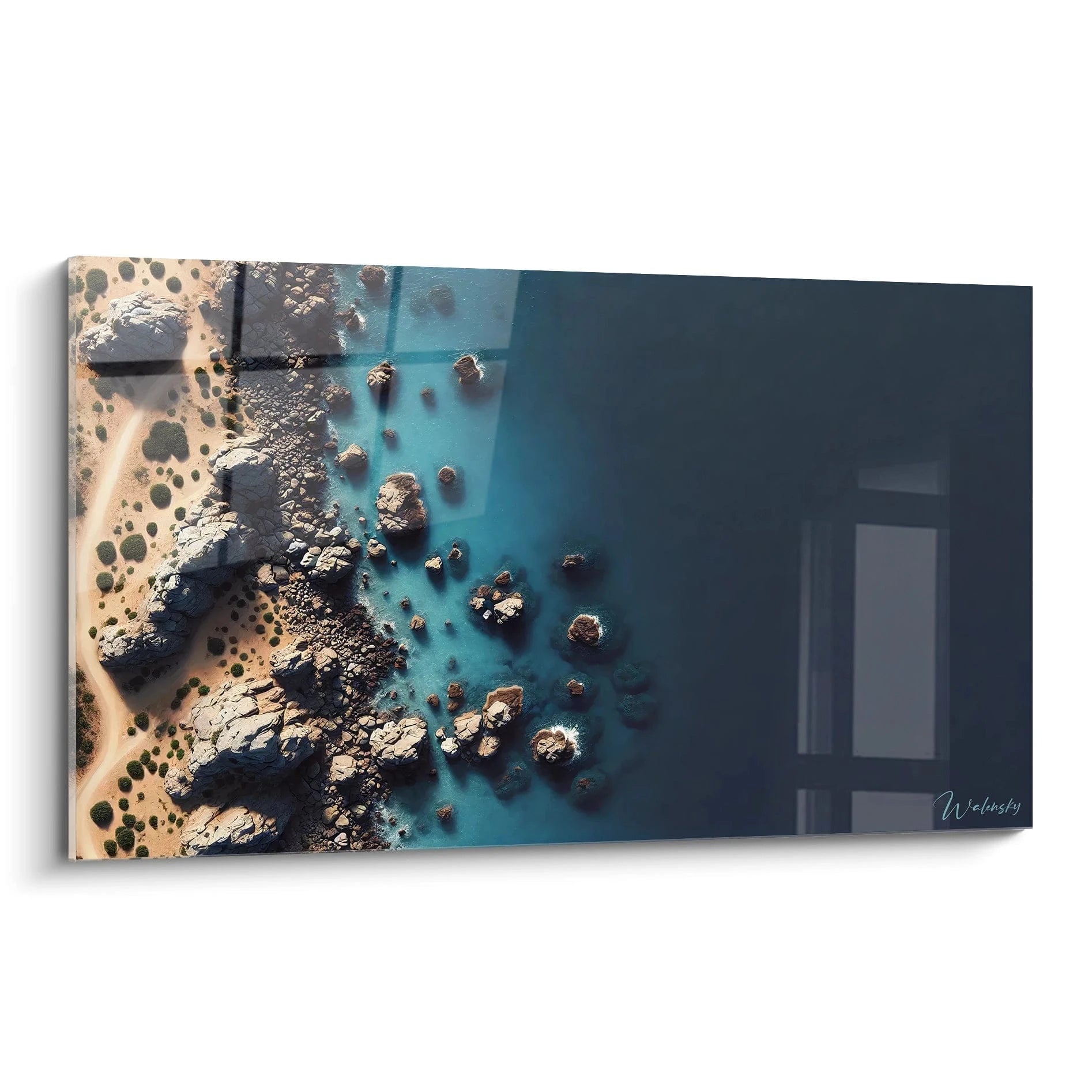 Tableau Ocean vue de biais : capture réaliste d'une rencontre fascinante entre la terre et l'eau offrant une profondeur captivante pour une atmosphère apaisante et méditative