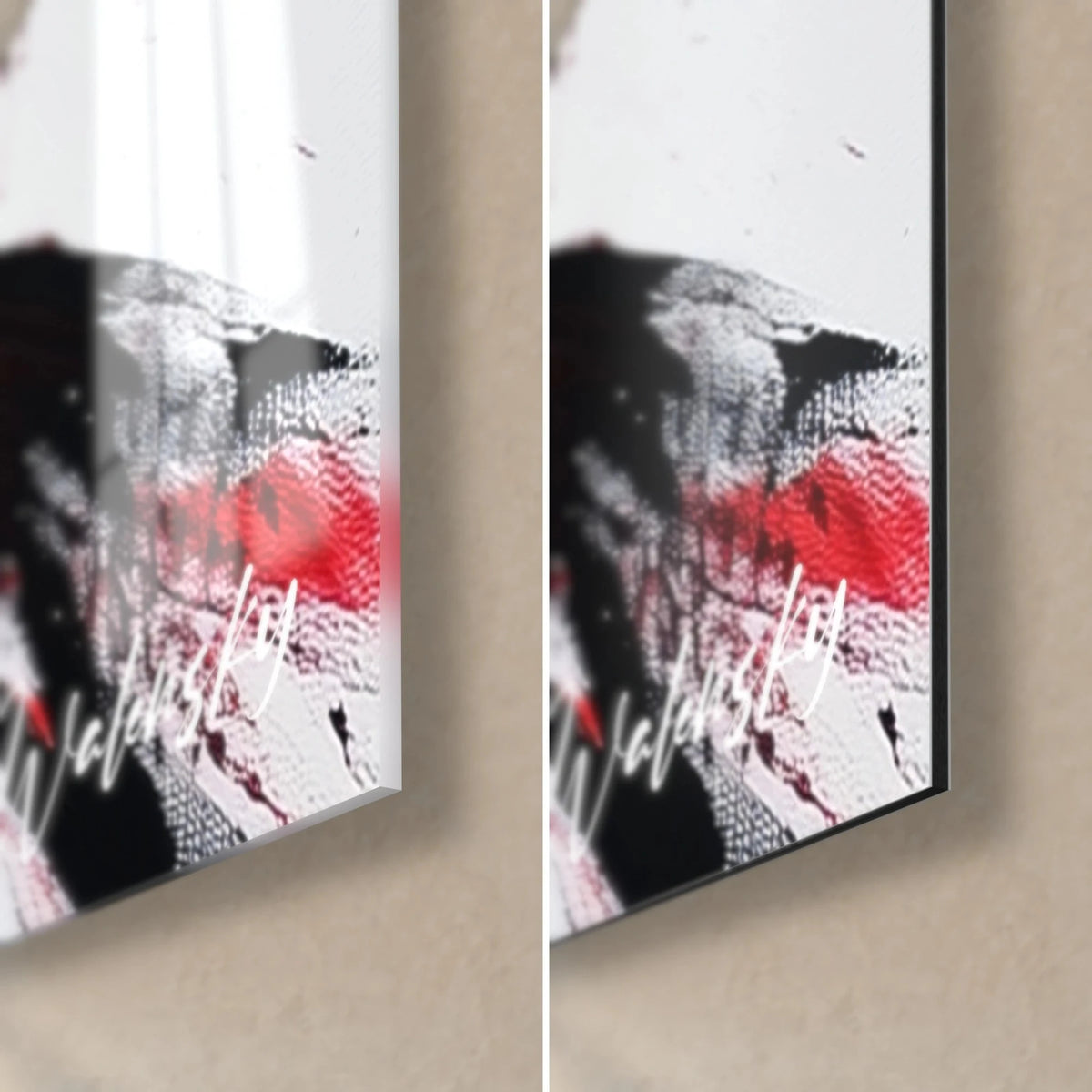 Tableau fleur rouge sang, coin bas droit, signature blanche sur éclats noirs, verre brillant à gauche, Dibond mat à droite