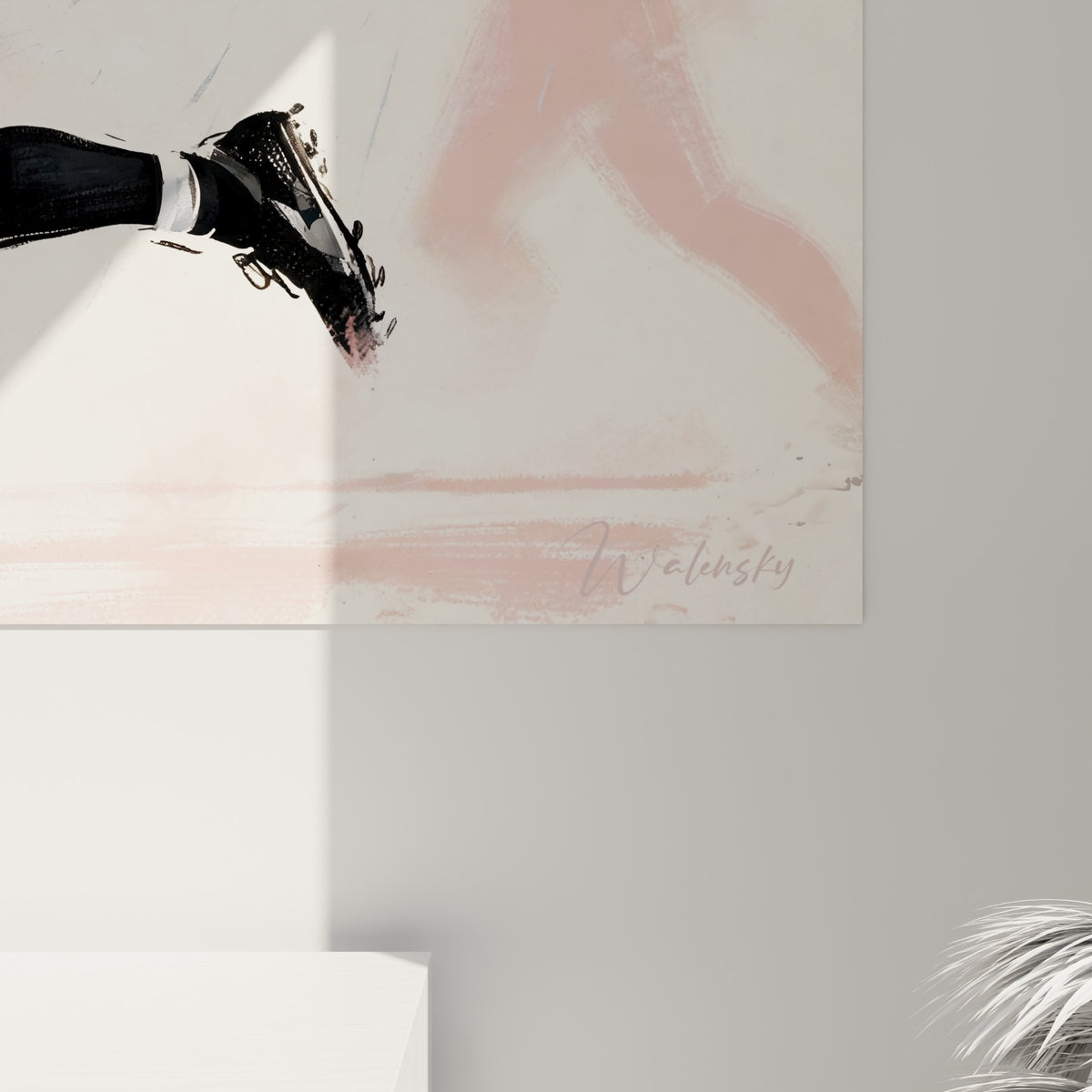 Détail du trait esquissé noir et rosé sur fond crème, matière fine et coulures légères du tableau rugby