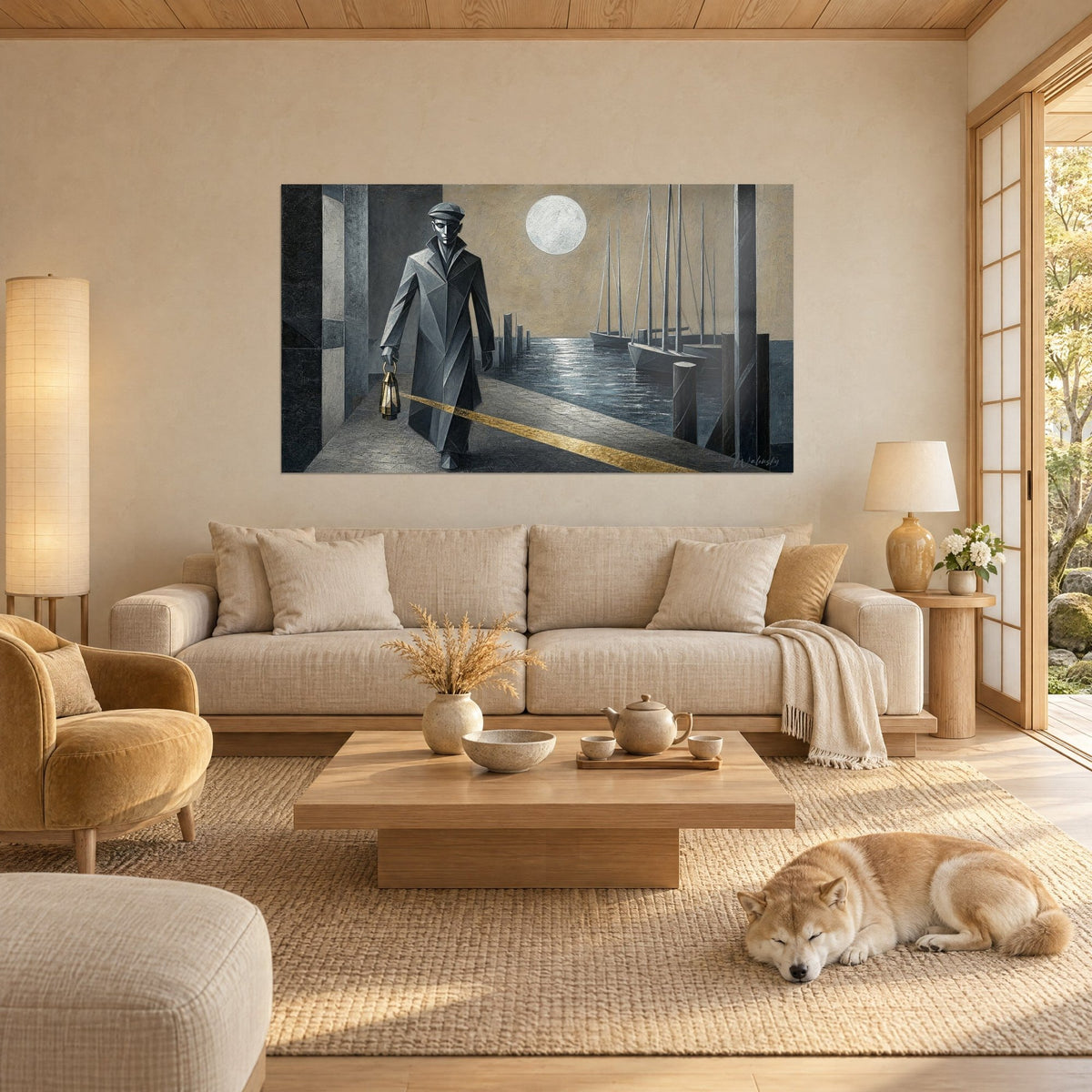 Tableau marin cubiste en manteau gris tenant une lanterne dorée, lune pâle sur ciel beige, Shiba endormi, au-dessus d'un canapé dans un salon lumineux