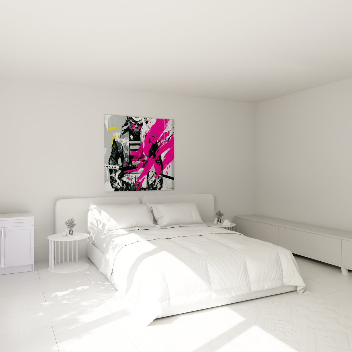 Guerrier Samouraï gris et rose fuchsia au sabre dégainé, au-dessus d'un lit dans une chambre claire