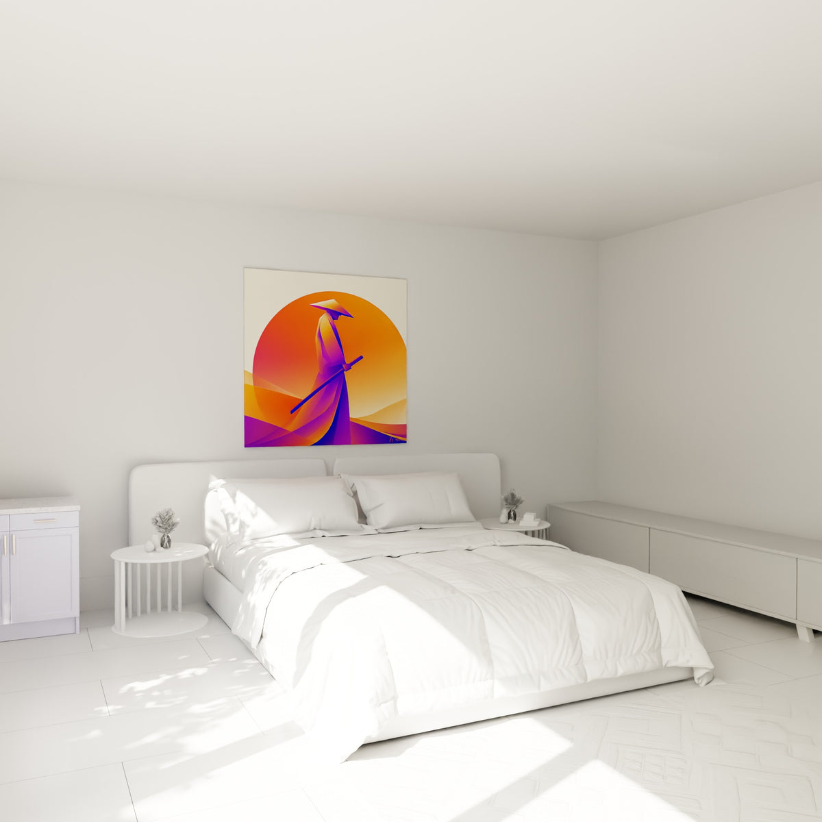 Guerrier violet et orange au chapeau conique accroché au-dessus d'un lit dans une chambre claire
