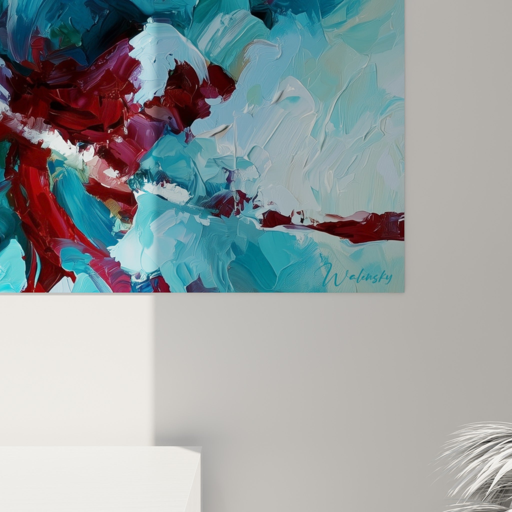 Empâtements bleu turquoise et coulures rouge sang du tableau samouraï, matière épaisse et grain visible
