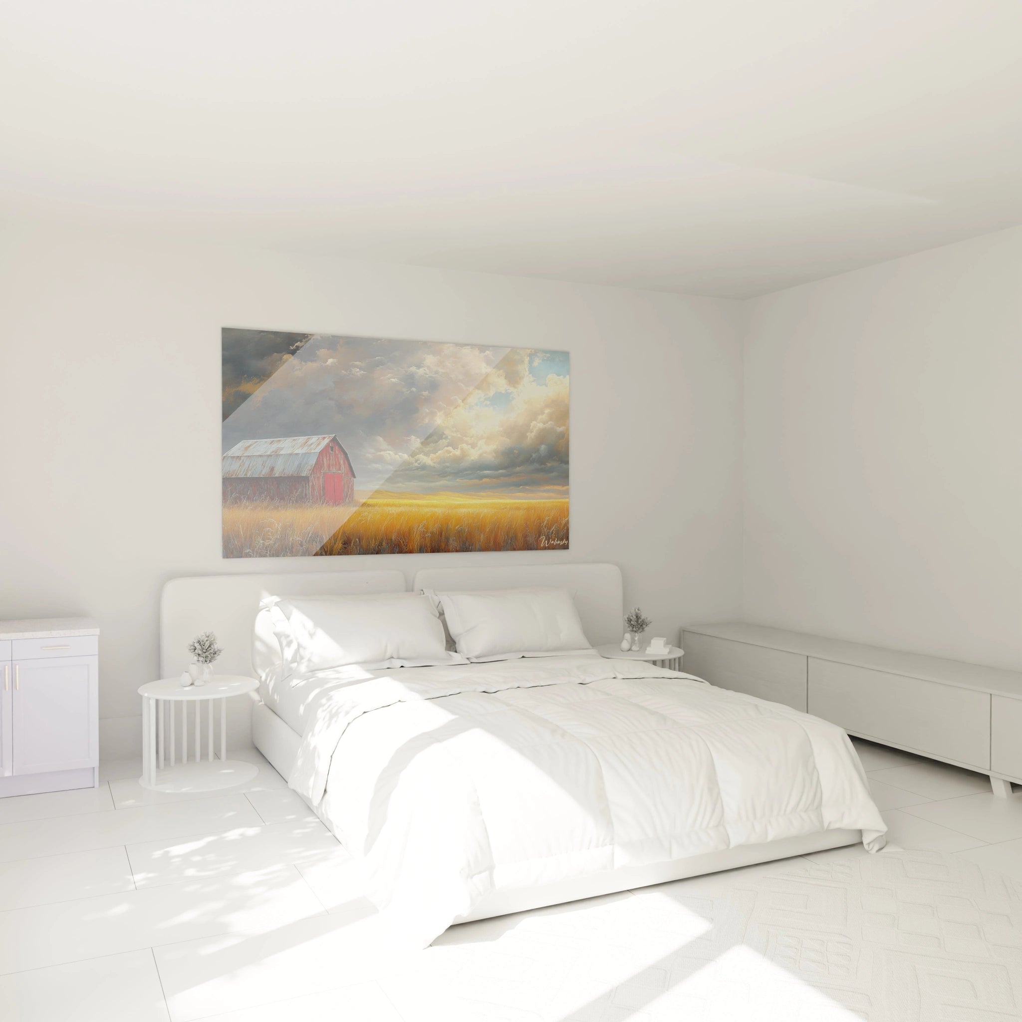 Un tableau paysage champêtre montrant une grange vermillon vieillie contrastant avec un vaste champ de céréales dorées, surmonté d'un ciel aux nuances bleues et blanches, où la lumière filtre à travers les nuages pour illuminer la scène rurale.