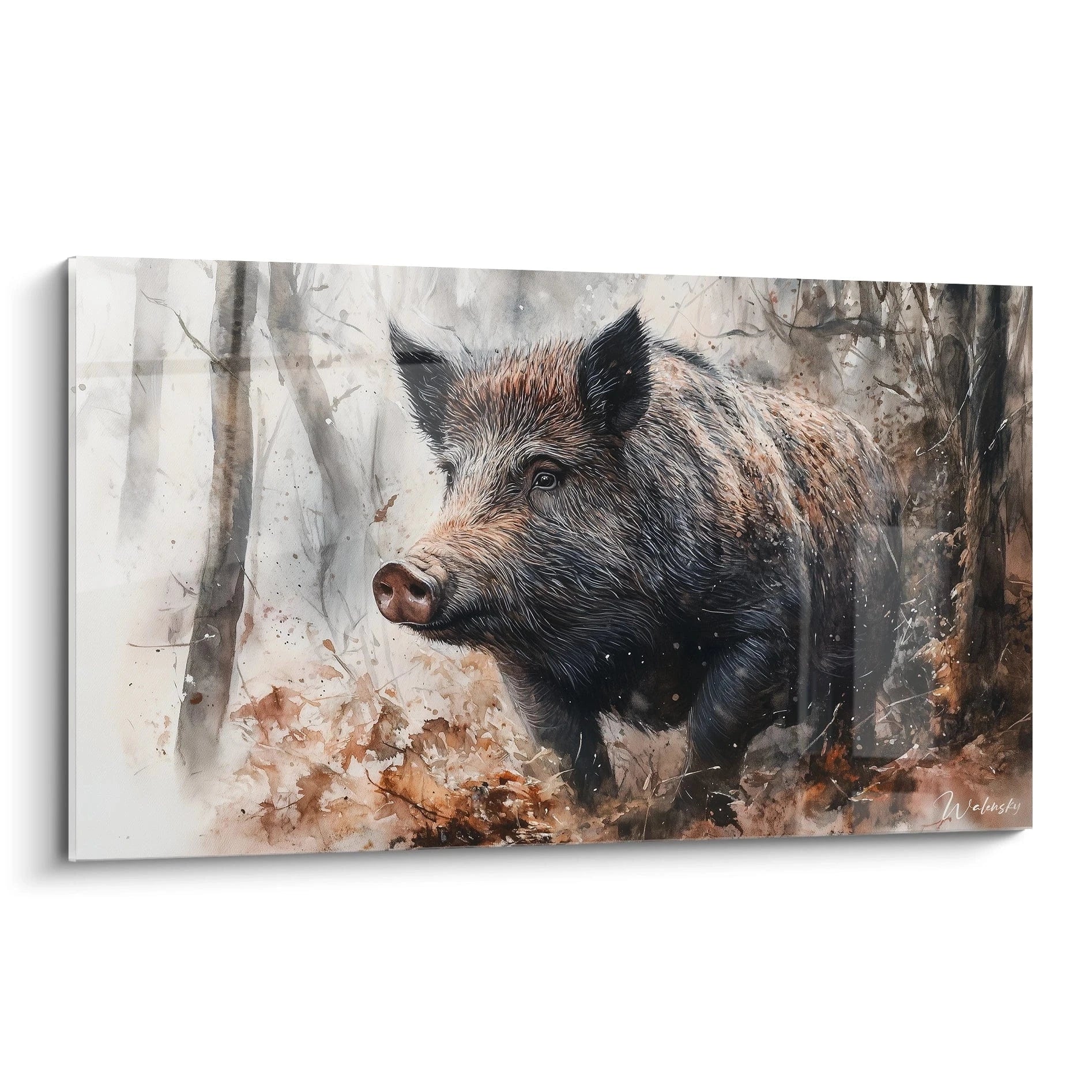 Un tableau sanglier réaliste présentant un spécimen adulte de profil dans une forêt automnale brumeuse. Rendu détaillé des soies noires et brunes, museau expressif et œil vif sur fond aux teintes beiges et grises avec textures d'éclaboussures.