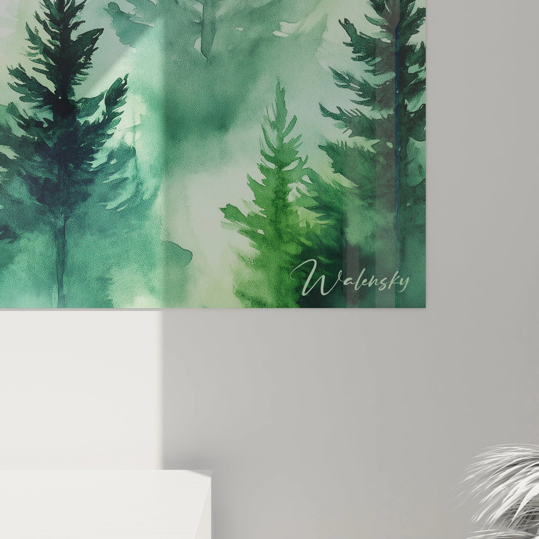 Un tableau Sapin nature mettant en scène une végétation de sapins stylisés, aux teintes vertes variées, avec un effet de profondeur accentué par un dégradé brumeux et une texture douce.