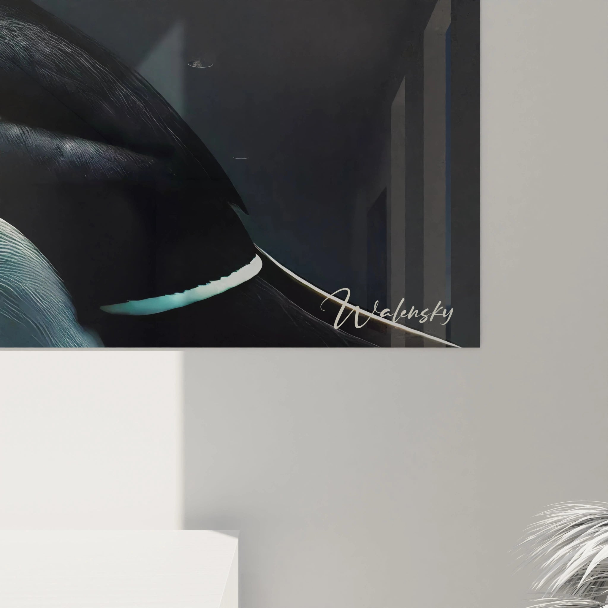 Vue de près, ce tableau pingouin révèle un travail minutieux sur le plumage et la lumière, capturant la force et la solitude de cet oiseau majestueux dans un style épuré et contemplatif.