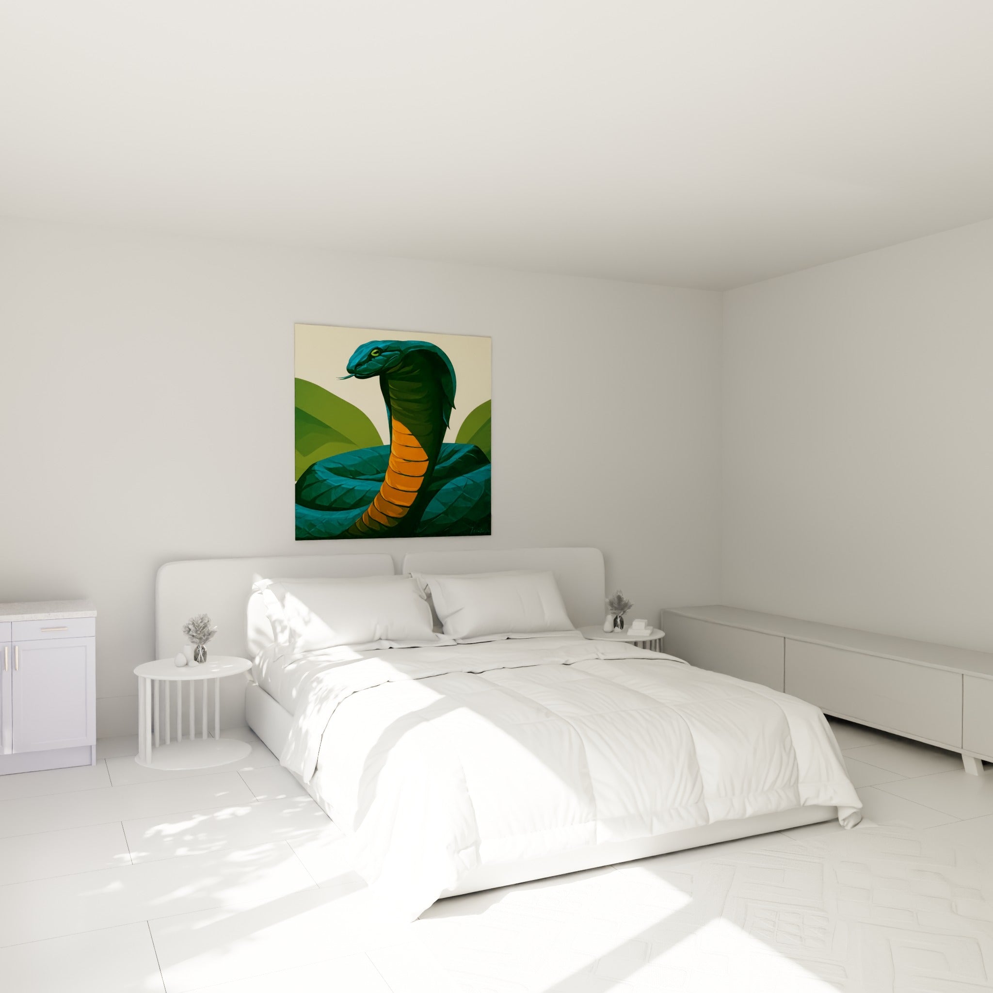 Serpent cobra bleu marine et orange dressé au-dessus d'un lit dans une chambre claire