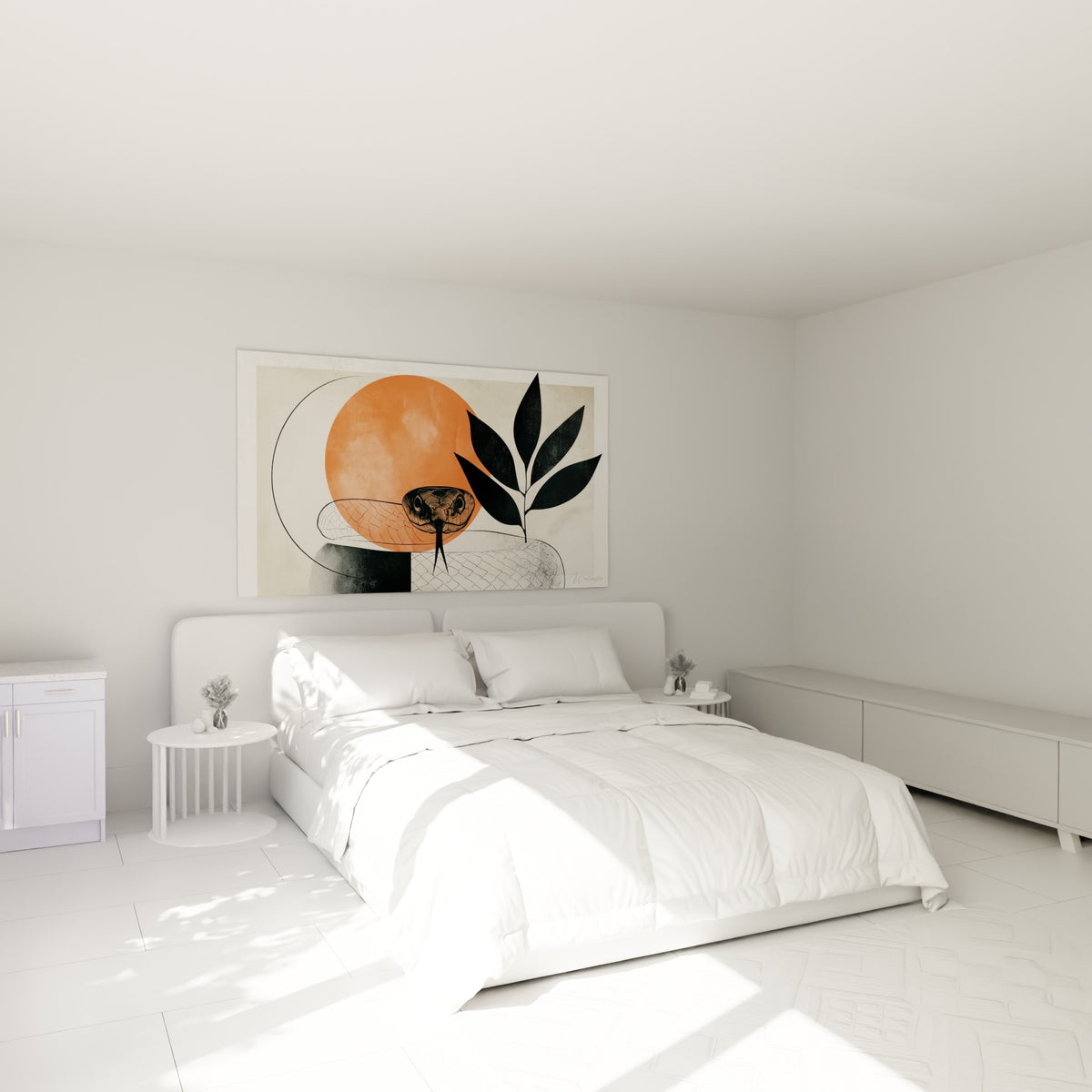 Reptile écru et ocre à la tête minutieusement dessinée, au-dessus d'un lit dans une chambre claire