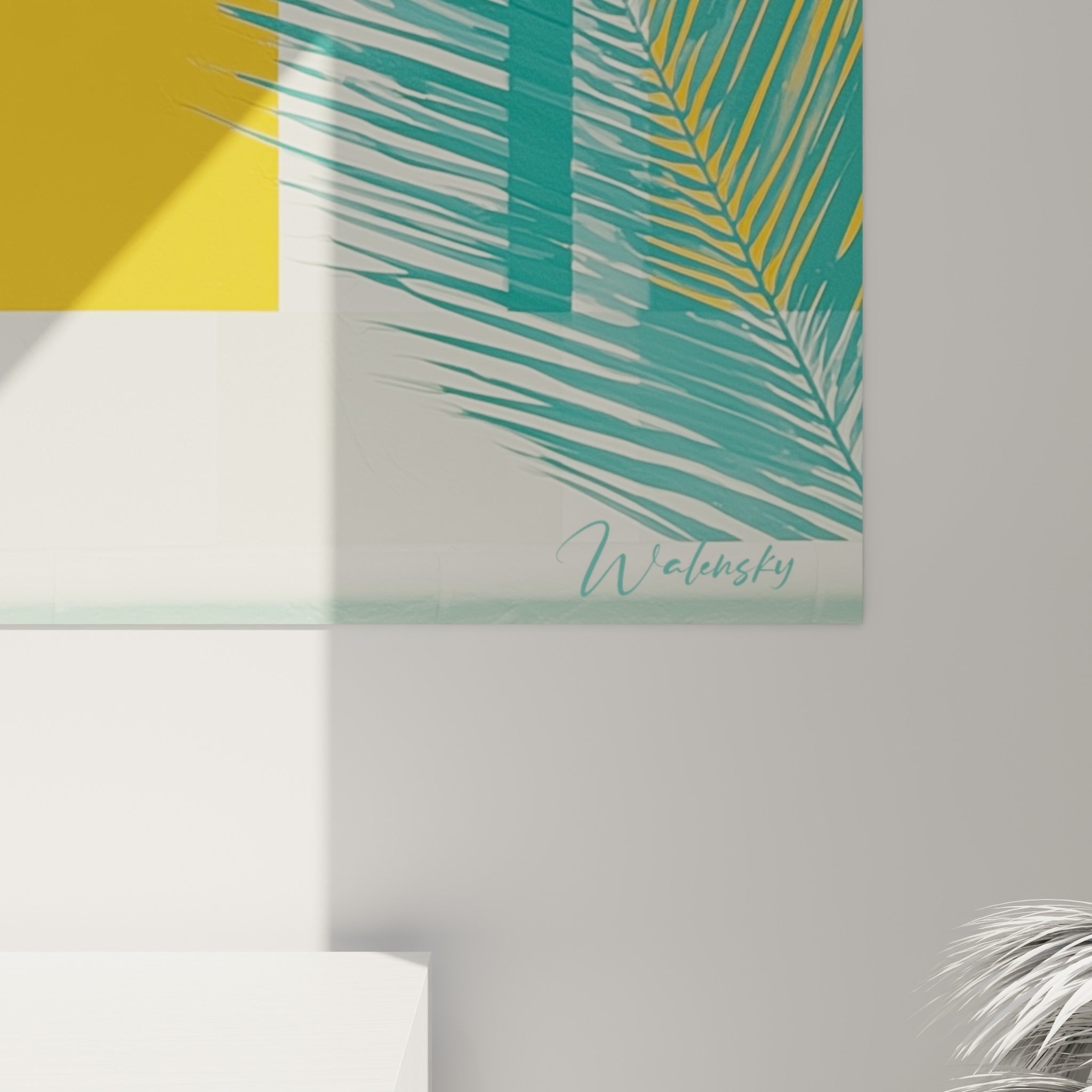 Détail du grain pictural sur les rayures jaune et corail du maillot et les reflets des lunettes turquoise