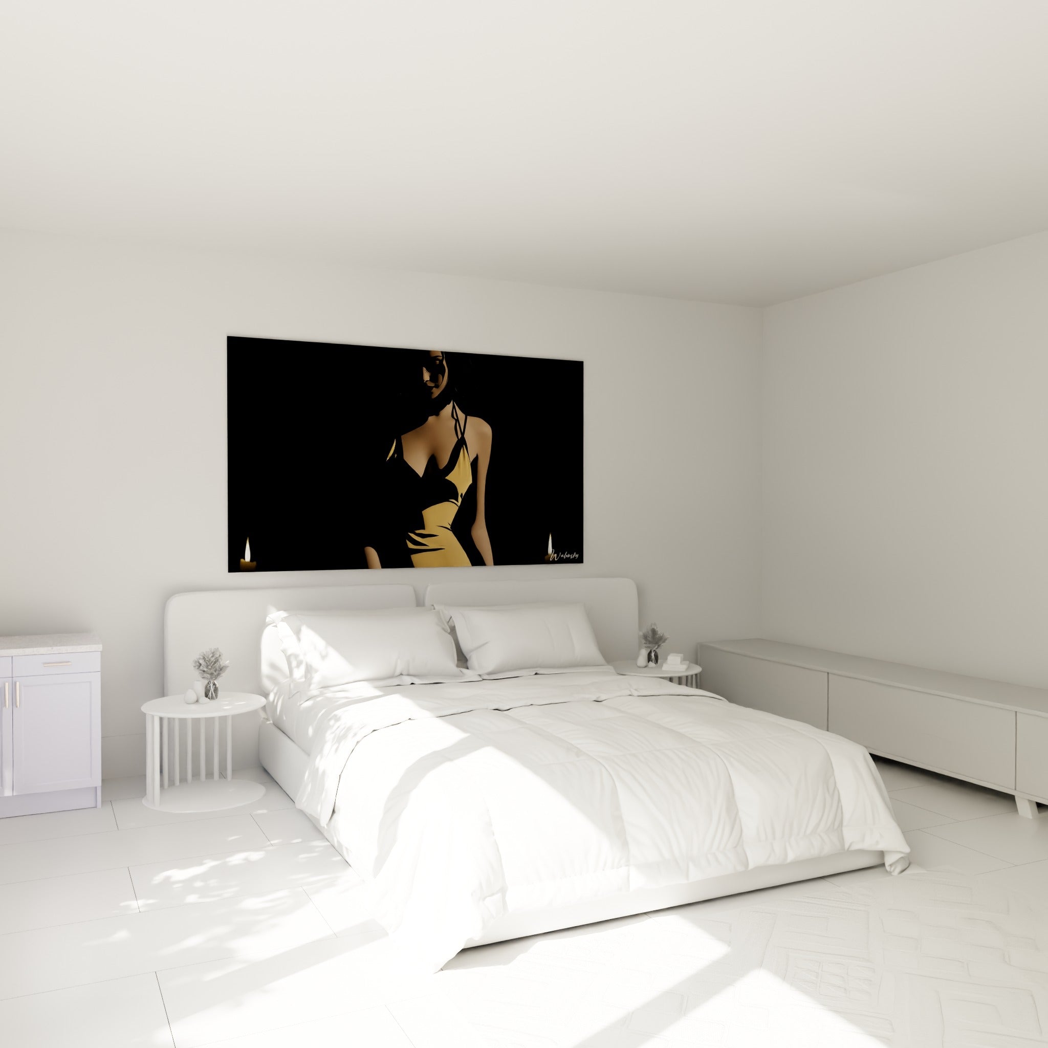 Femme en robe dorée à la lueur d'une bougie, au-dessus d'un lit dans une chambre claire